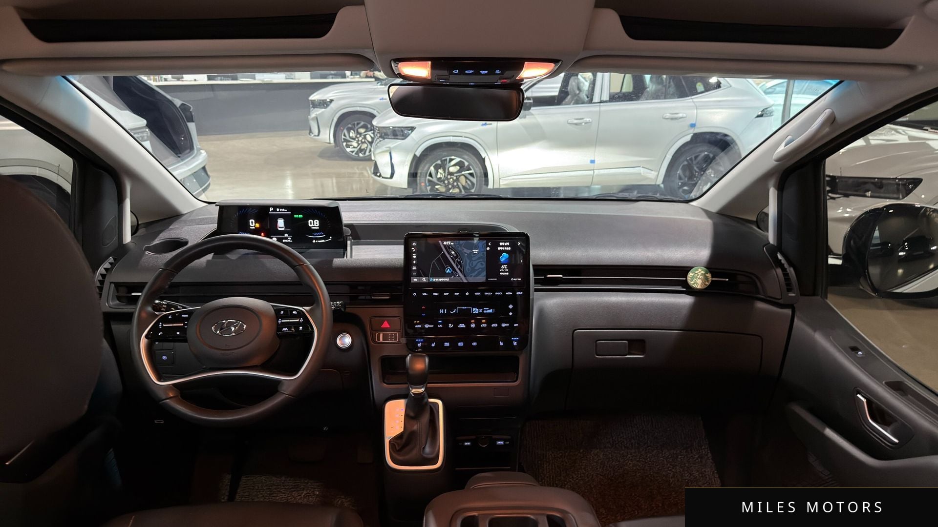 Hyundai Staria 2023 — миниатюра 7