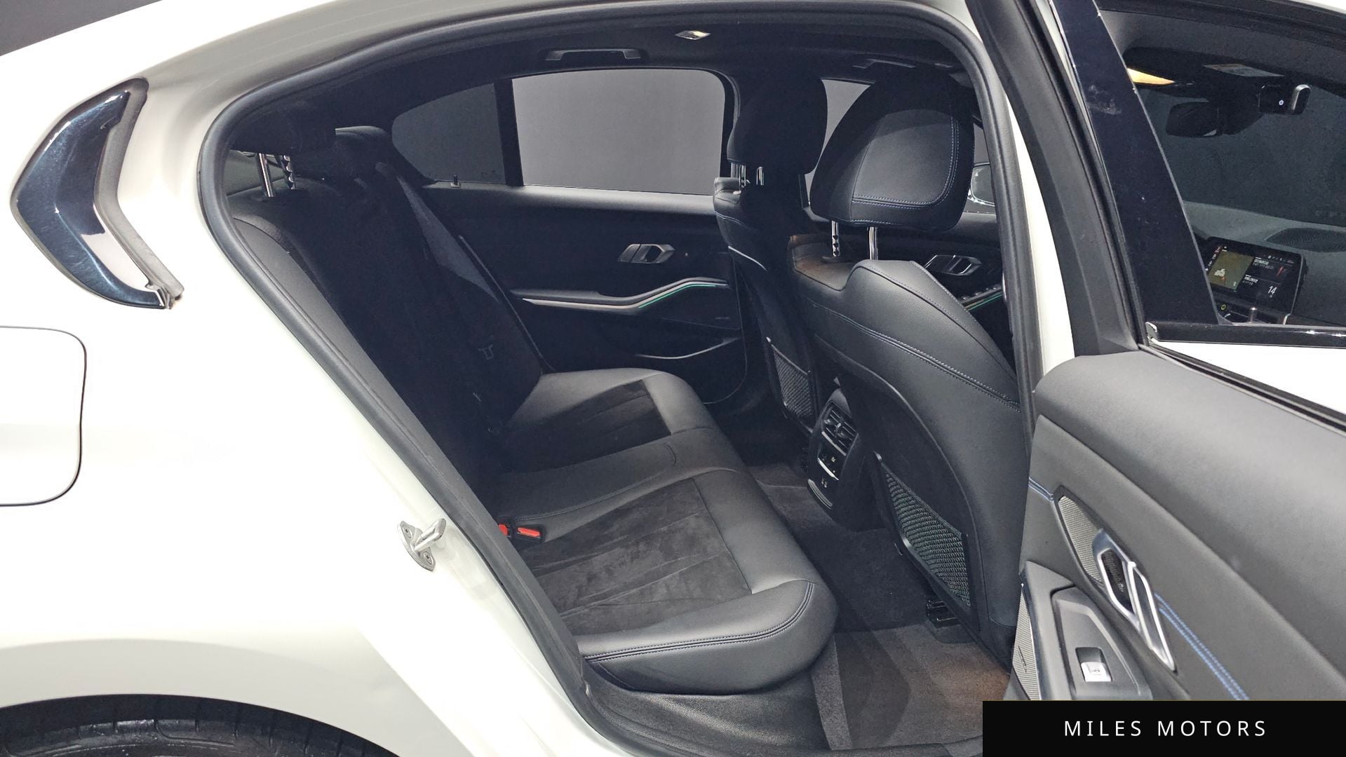 BMW 3시리즈 (G20) 2021 — миниатюра 12