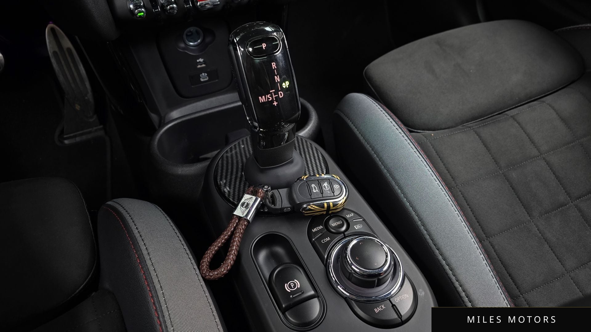MINI Cooper S 2023 — миниатюра 9