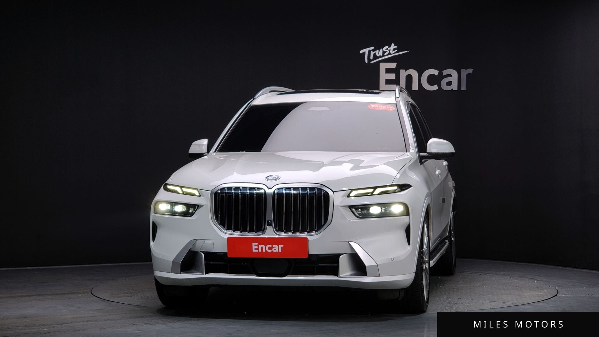 BMW X7 (G07) 2023 — миниатюра 2