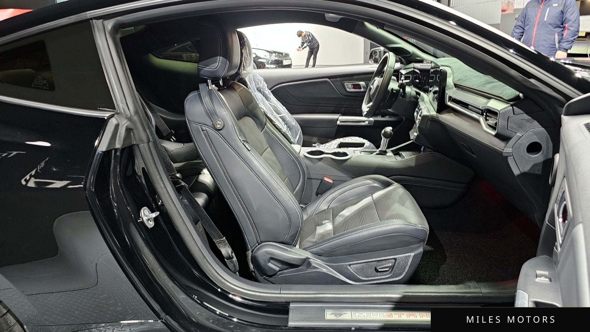 Ford 머스탱 2024 — миниатюра 10