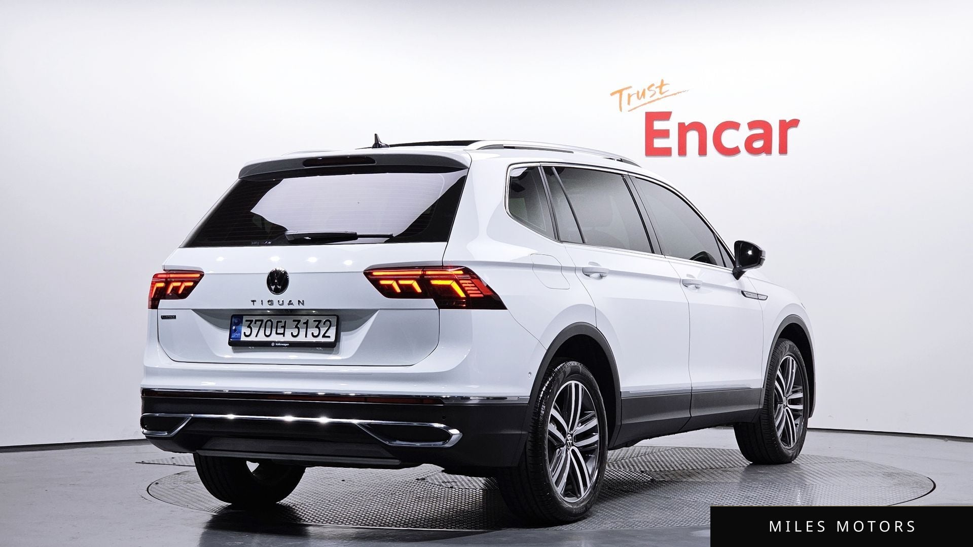 Volkswagen Tiguan 2023 — миниатюра 2