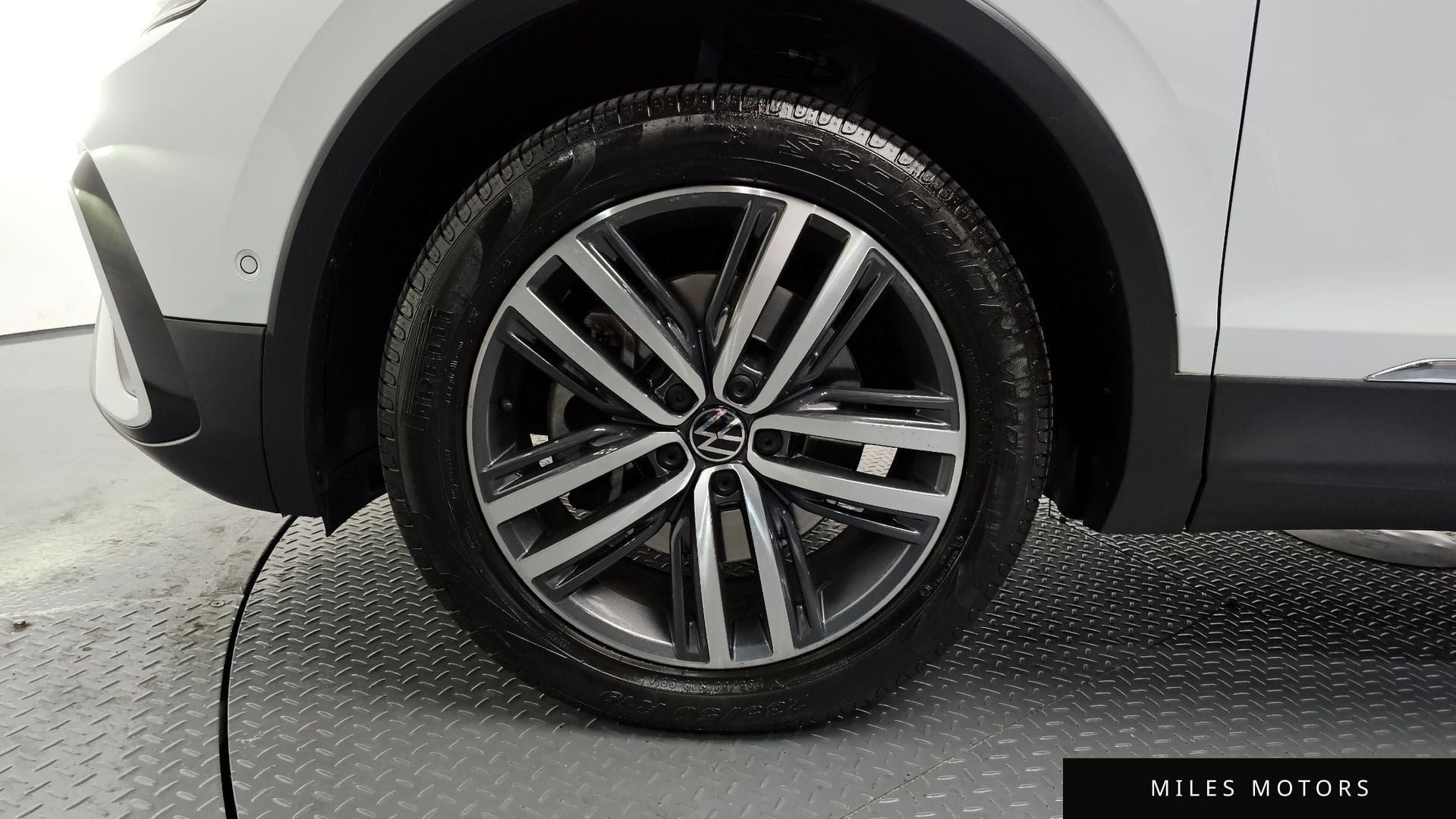 Volkswagen Tiguan 2023 — миниатюра 5