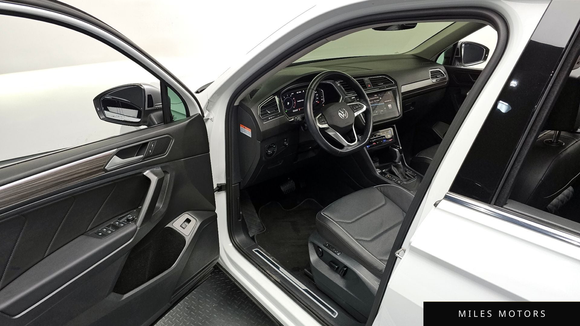 Volkswagen Tiguan 2023 — миниатюра 11
