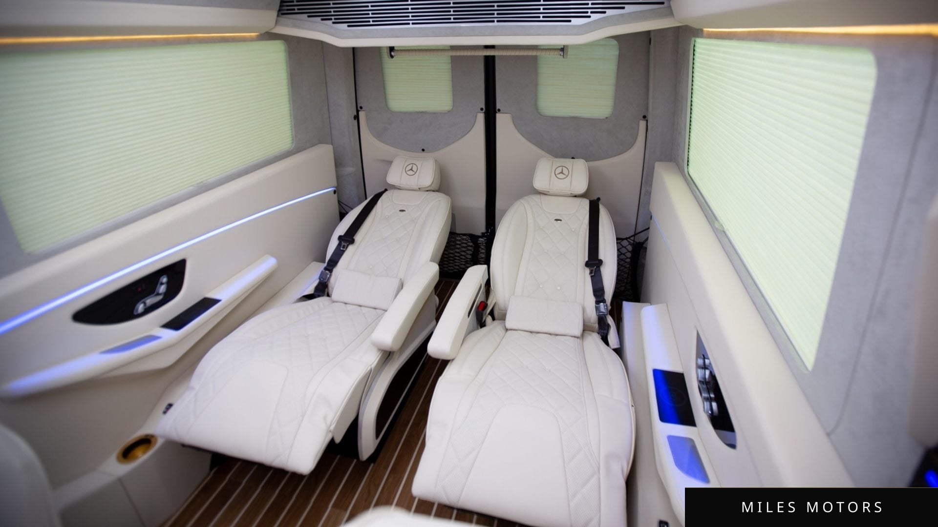 Mercedes-Benz 스프린터 2023 — миниатюра 14