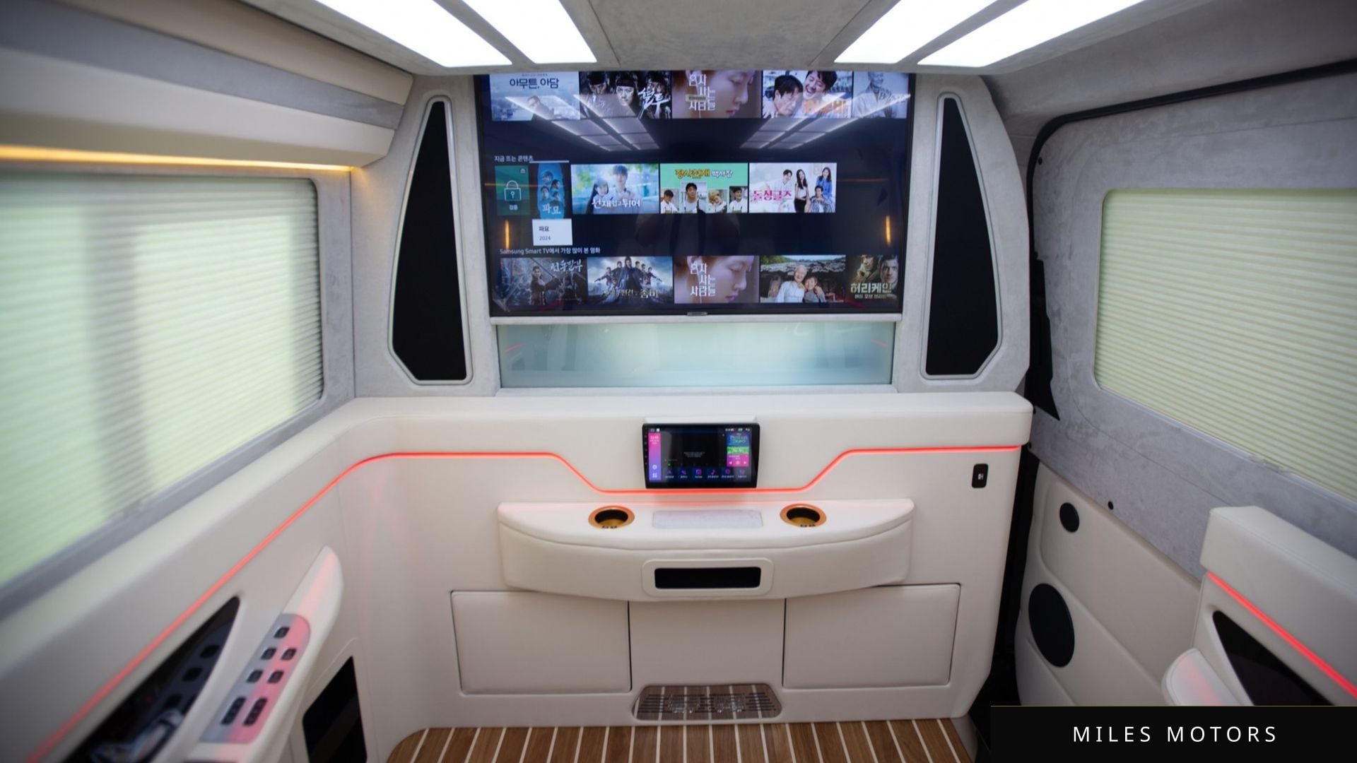 Mercedes-Benz 스프린터 2023 — миниатюра 16