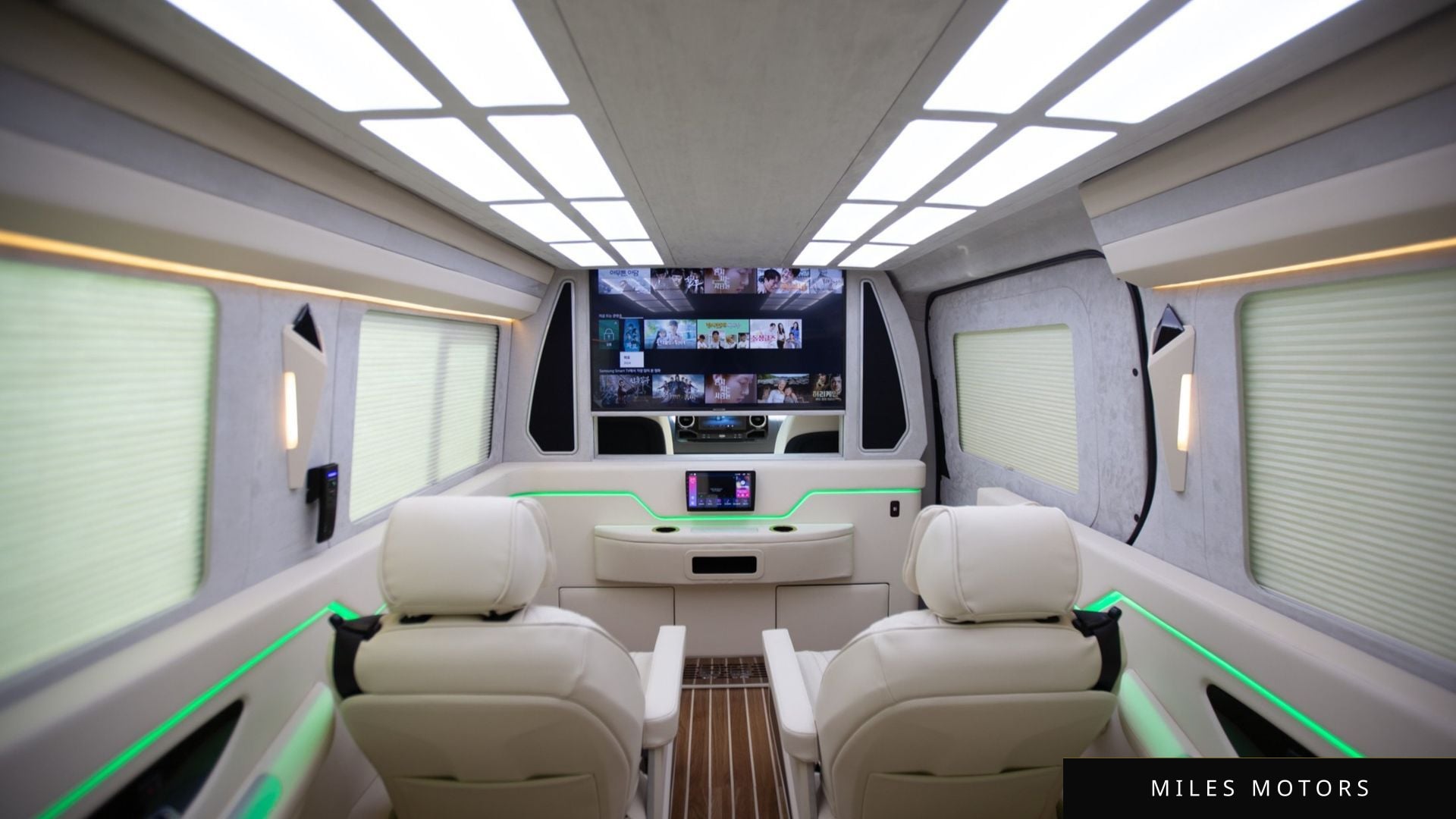 Mercedes-Benz 스프린터 2023 — миниатюра 17