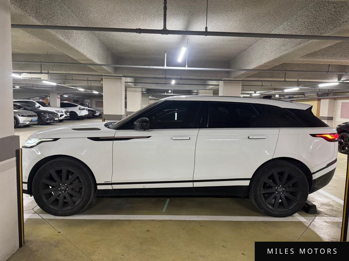Land Rover 레인지로버 벨라 2018 — миниатюра 6