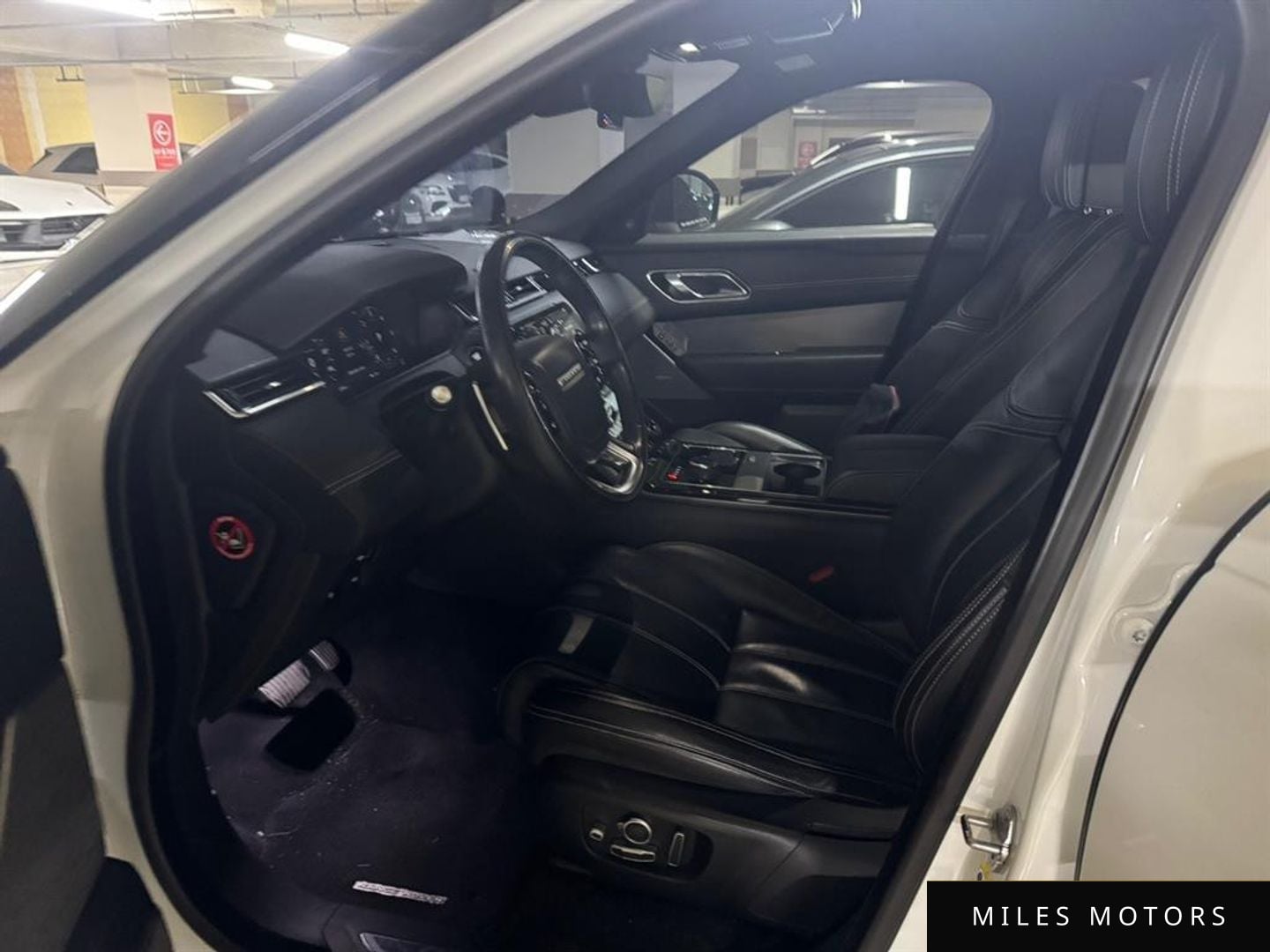 Land Rover 레인지로버 벨라 2018 — миниатюра 9