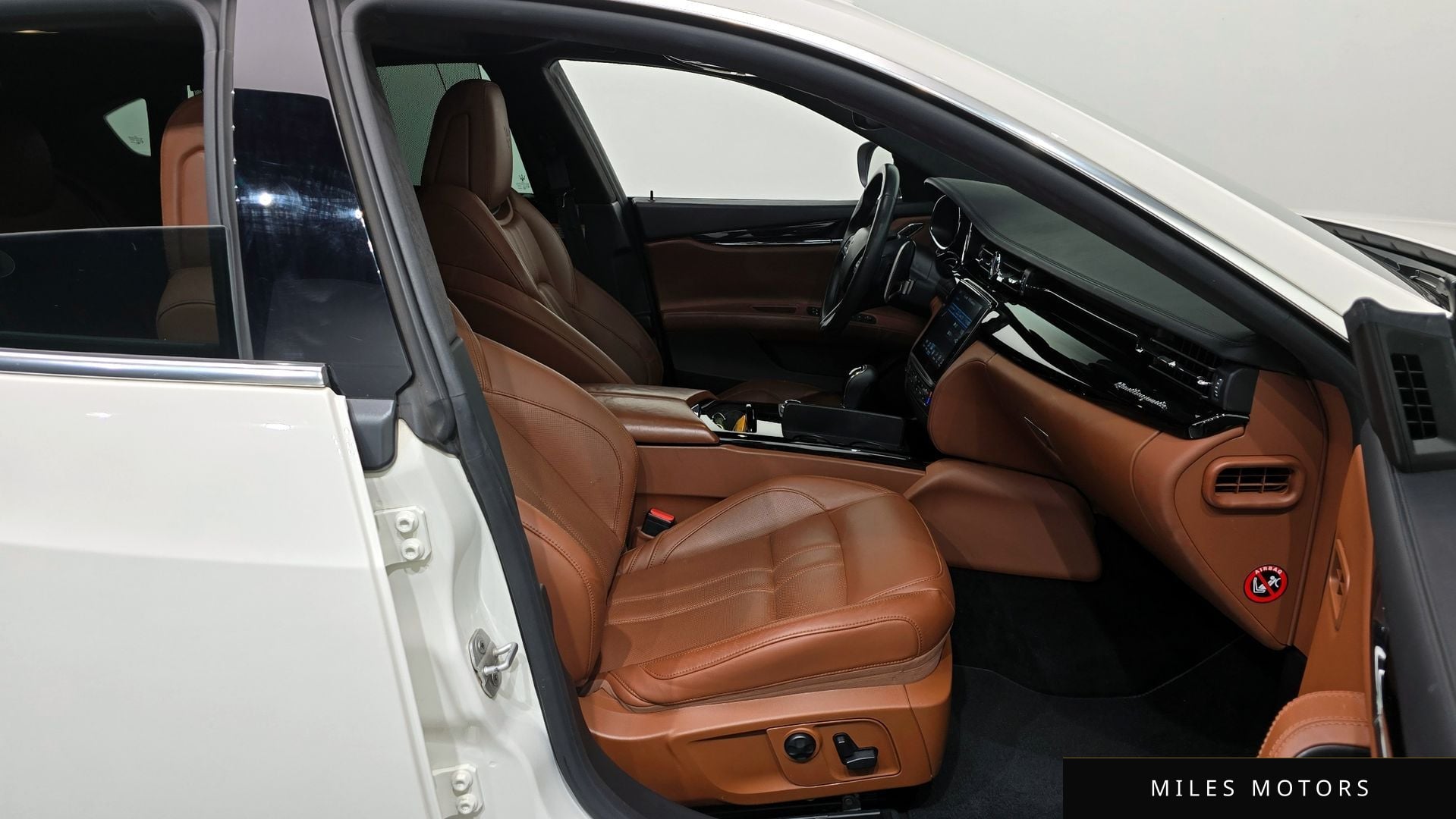 Maserati Quattroporte 2017 — миниатюра 11