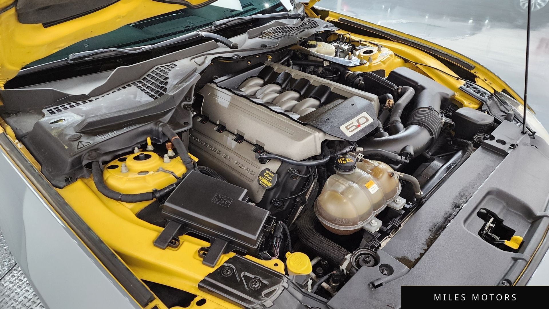 Ford Mustang 2015 — миниатюра 6