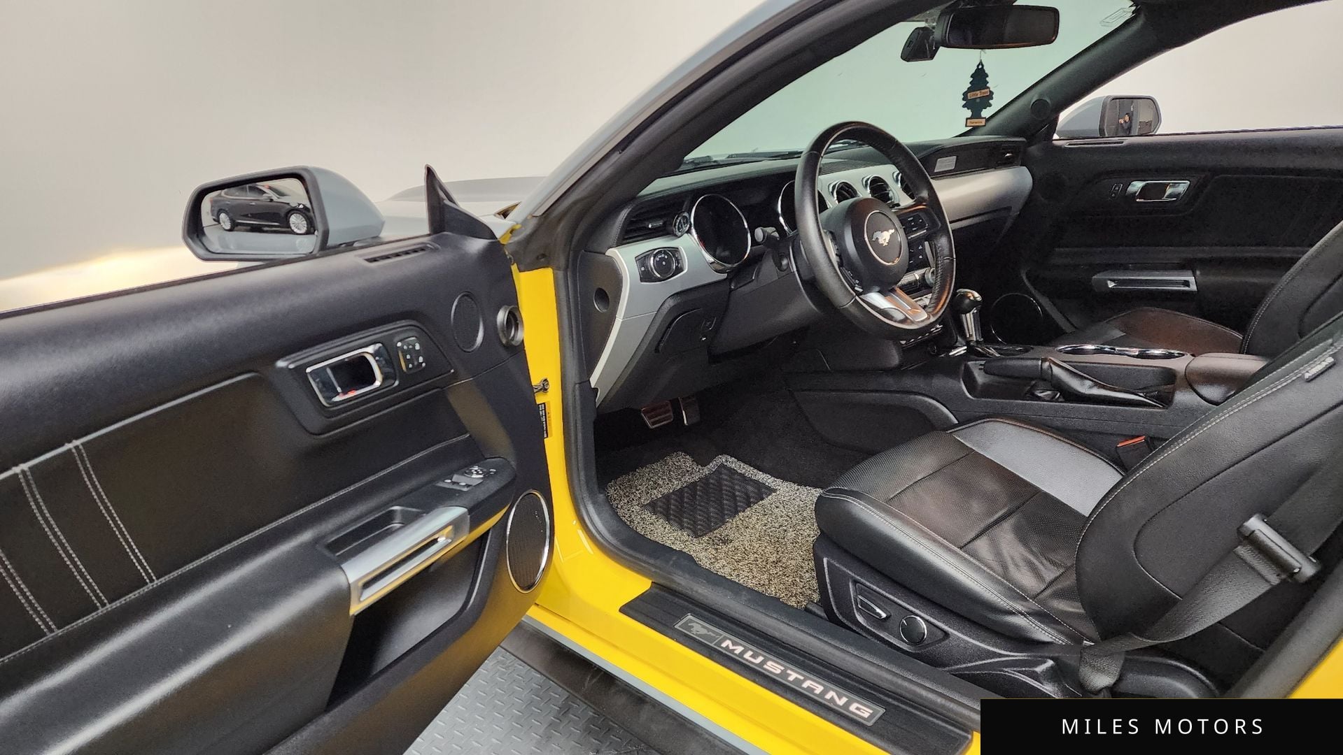 Ford Mustang 2015 — миниатюра 10