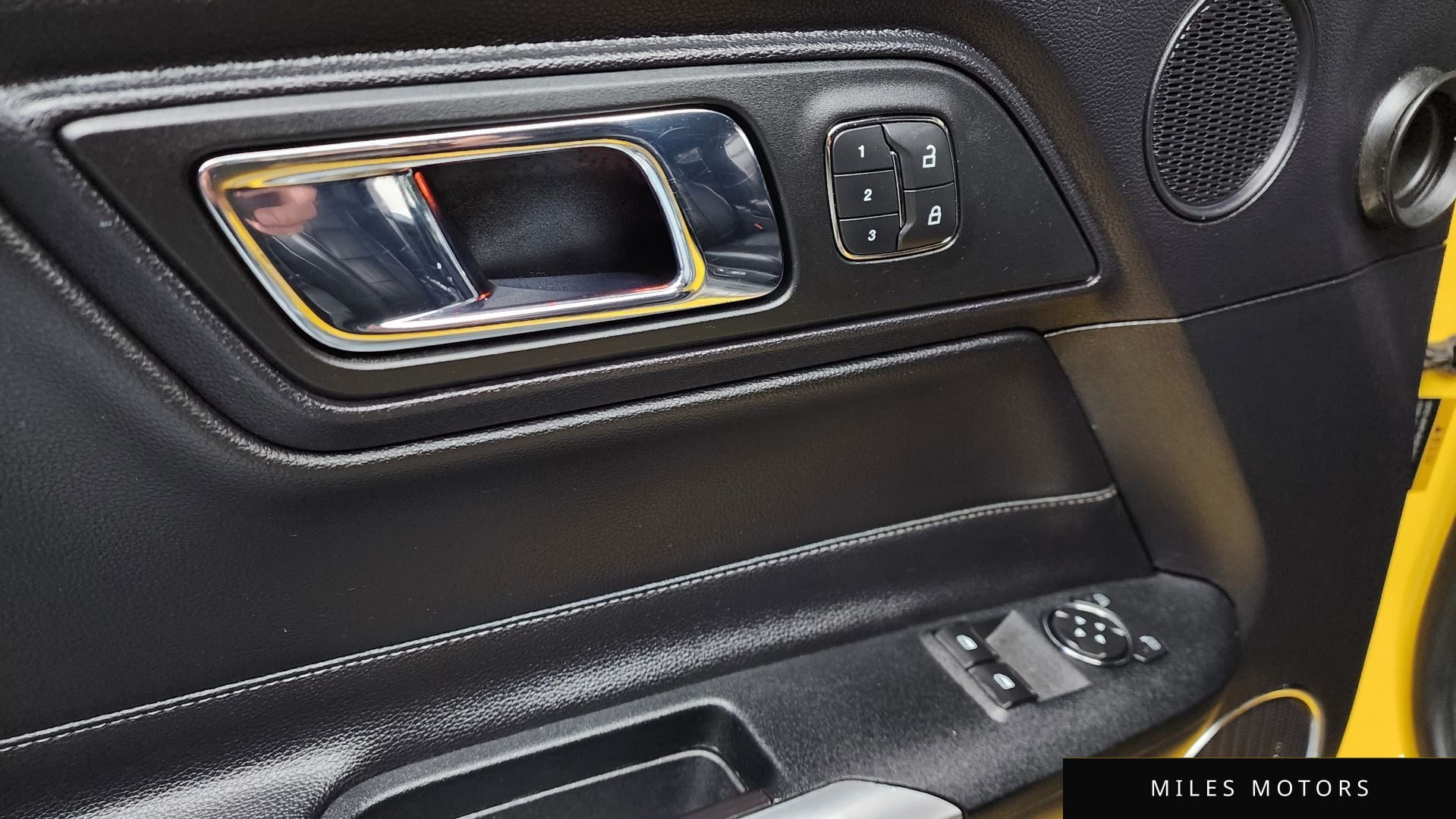Ford Mustang 2015 — миниатюра 14