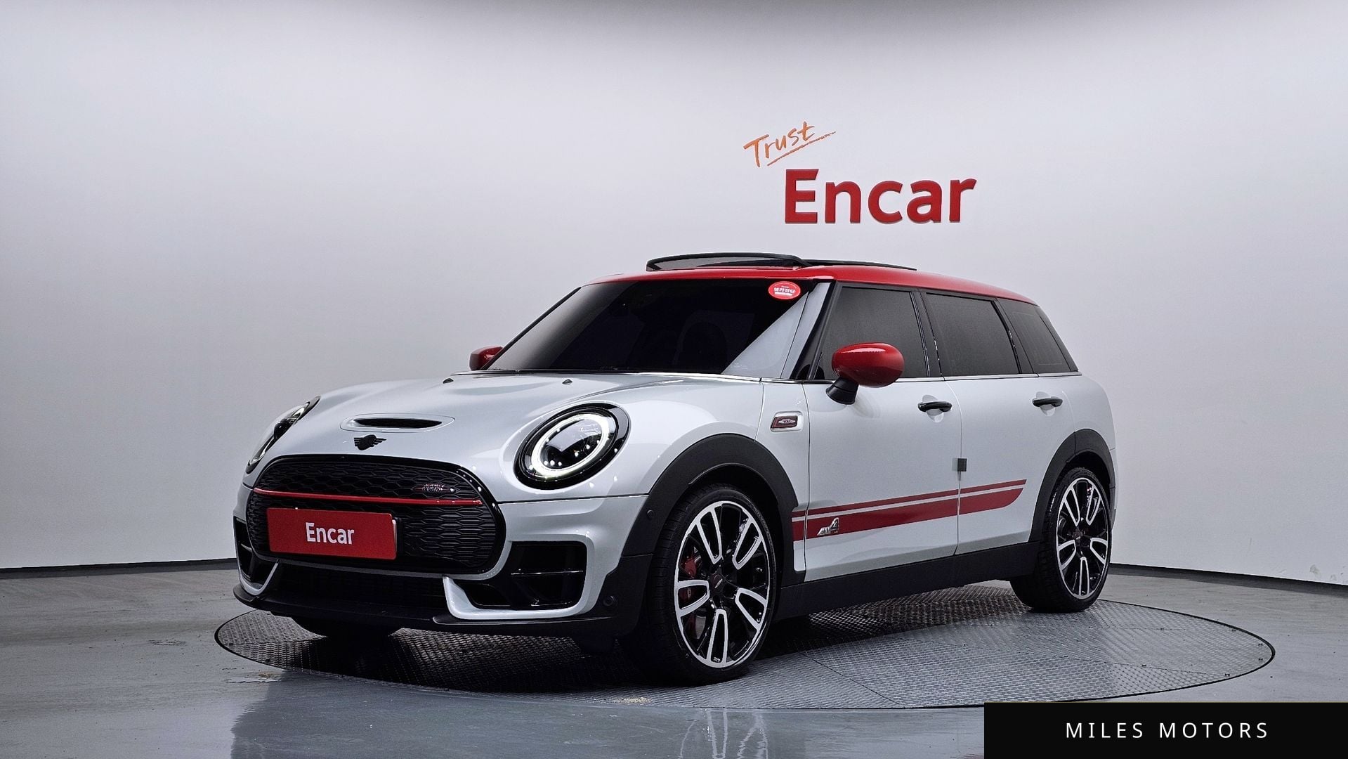 MINI Clubman 2022 — фото 1 из 12