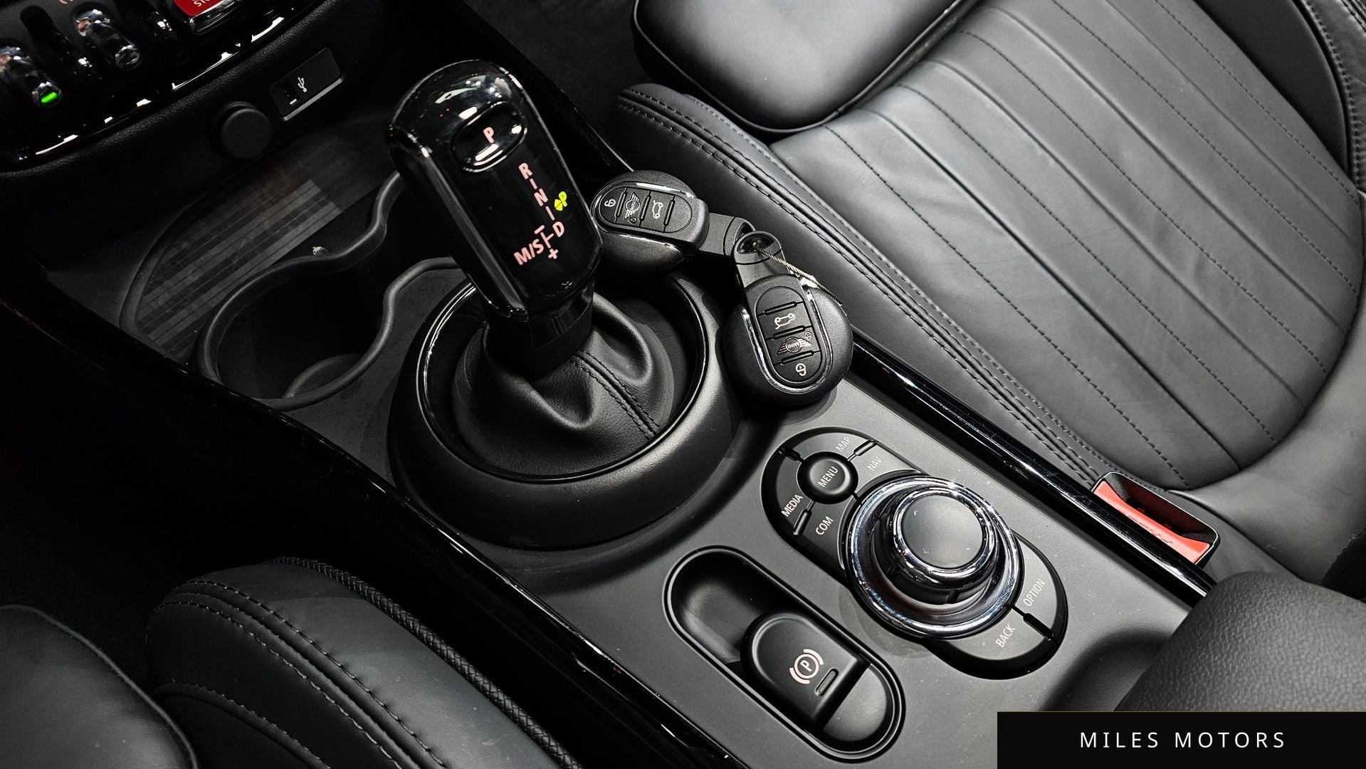 MINI Clubman 2022 — миниатюра 9