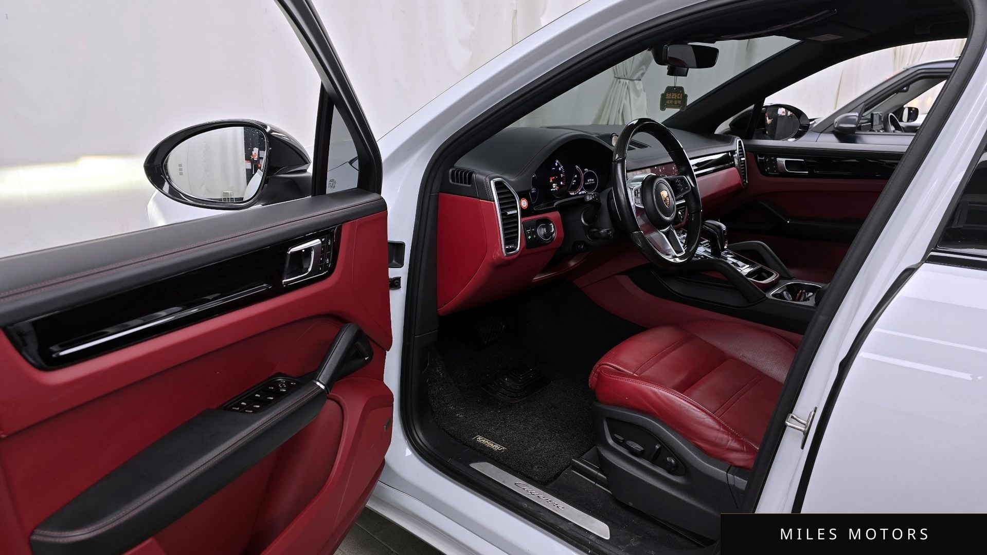 Porsche 카이엔 (PO536) 2022 — миниатюра 10