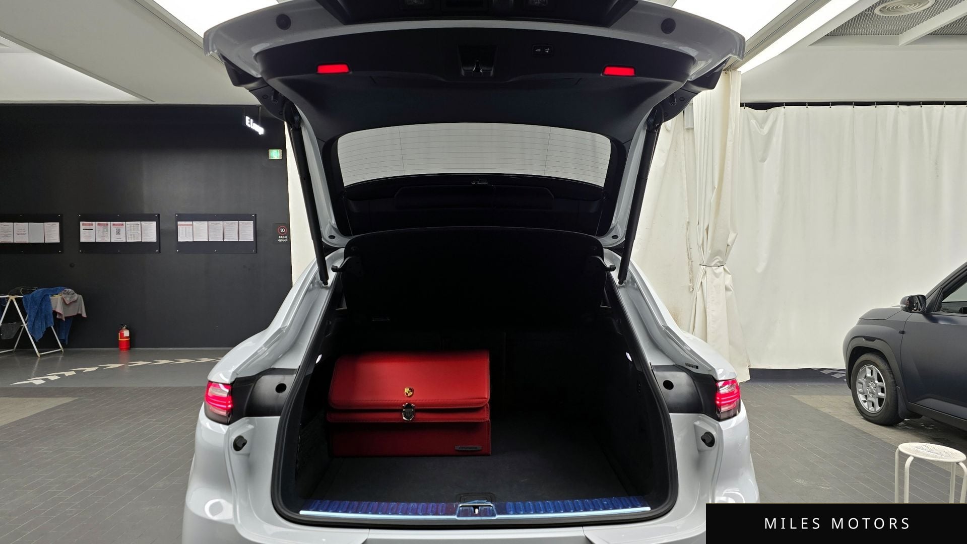 Porsche 카이엔 (PO536) 2022 — миниатюра 20