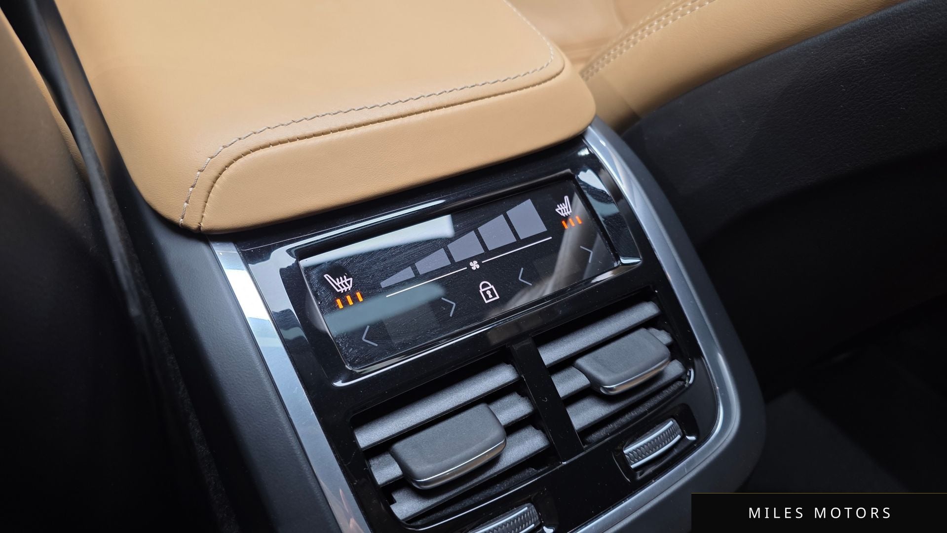 Volvo S60 2020 — миниатюра 18