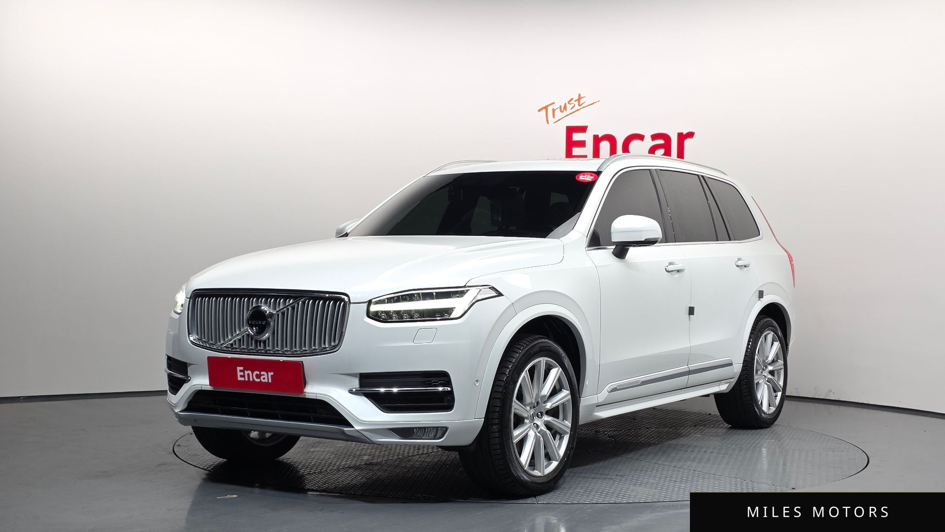 Volvo XC90 2018 — фото 1 из 12