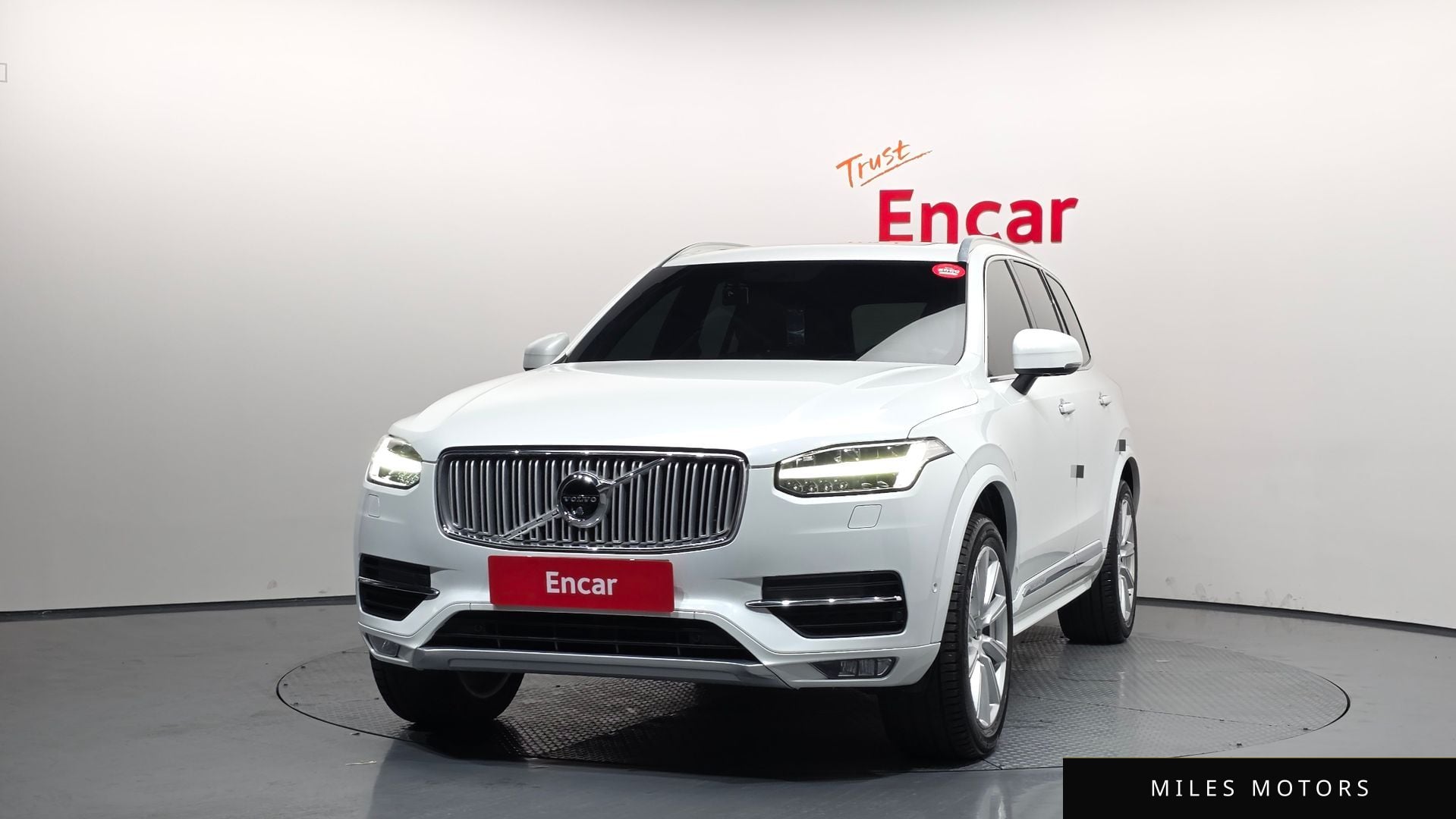 Volvo XC90 2018 — миниатюра 3