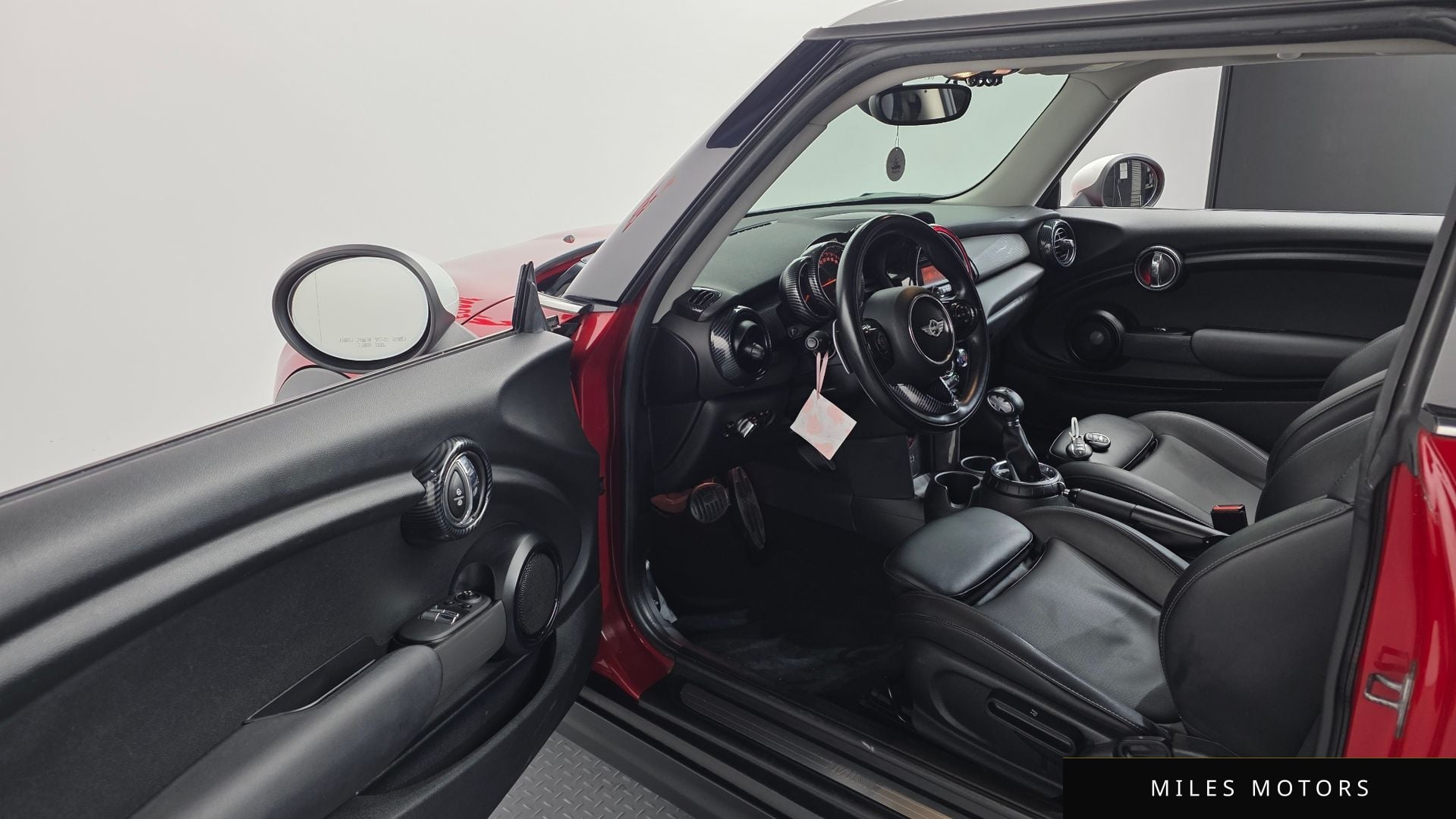MINI Cooper D 2015 — миниатюра 11