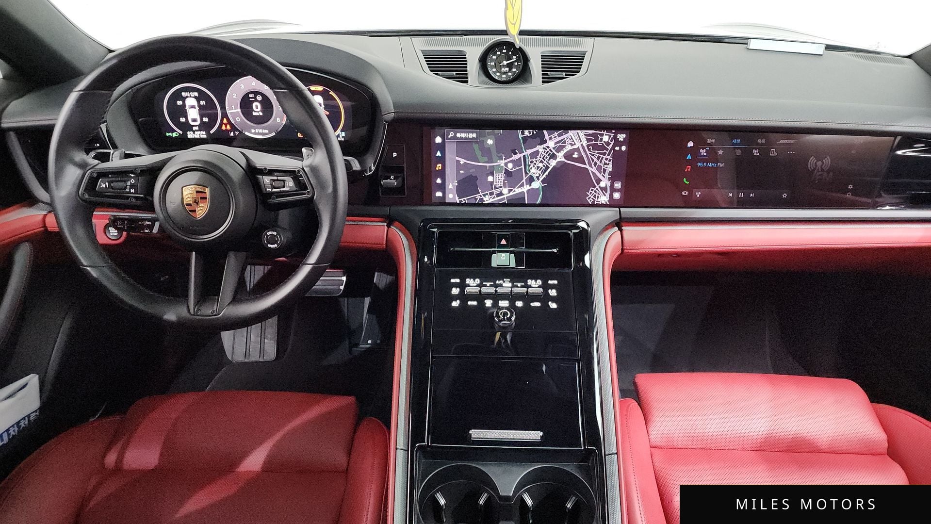 Porsche Panamera 2024 — миниатюра 7