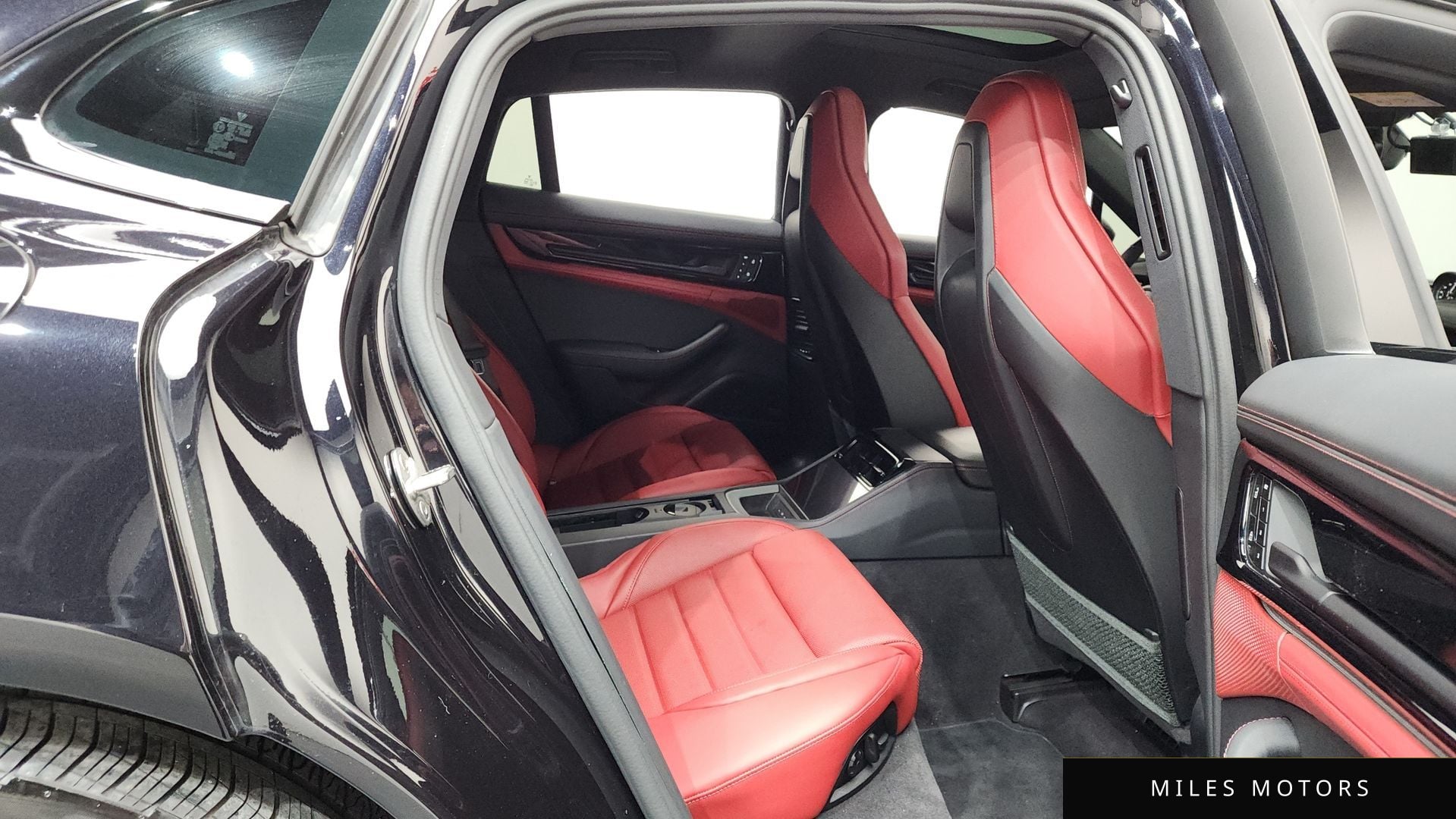 Porsche Panamera 2024 — миниатюра 12