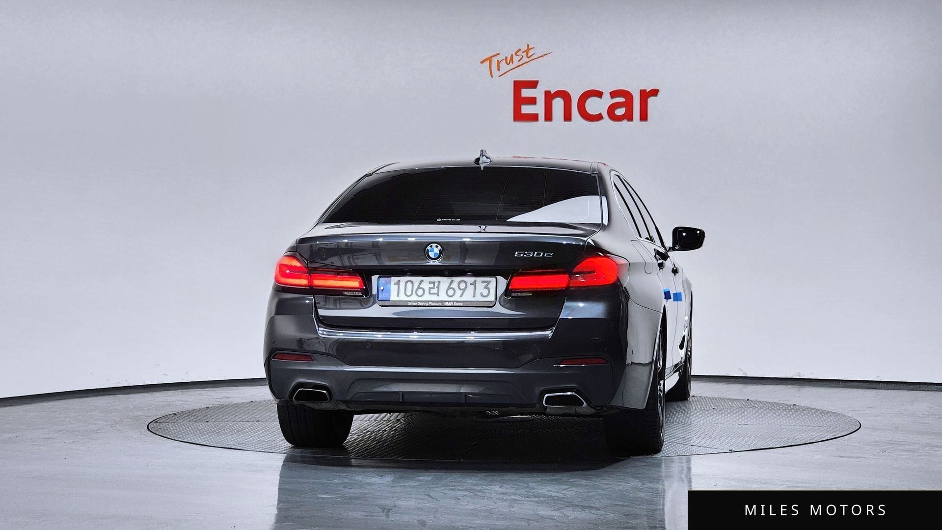 BMW 5 Series (G30) 2021 — миниатюра 4