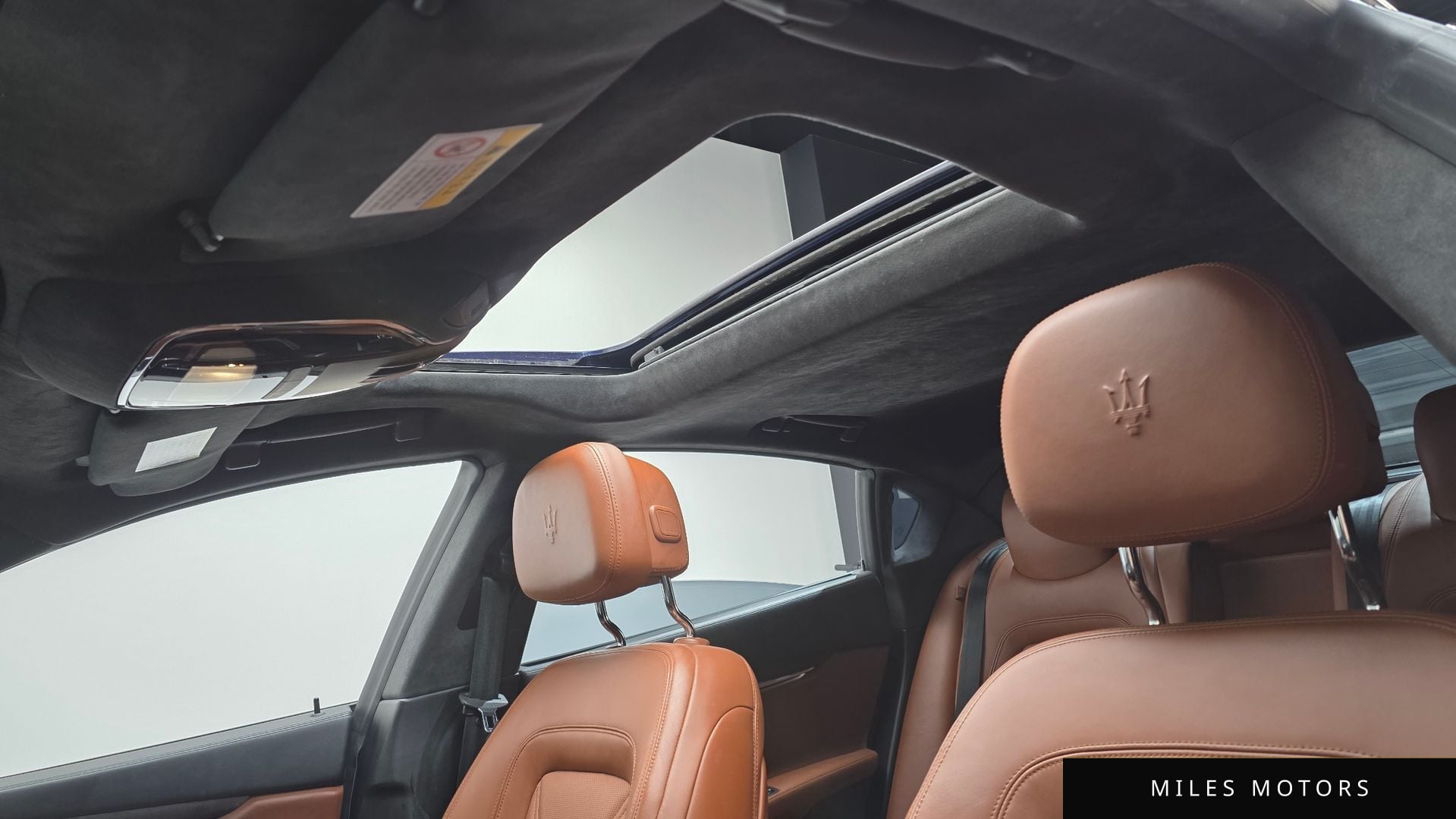 Maserati Quattroporte 2017 — миниатюра 19
