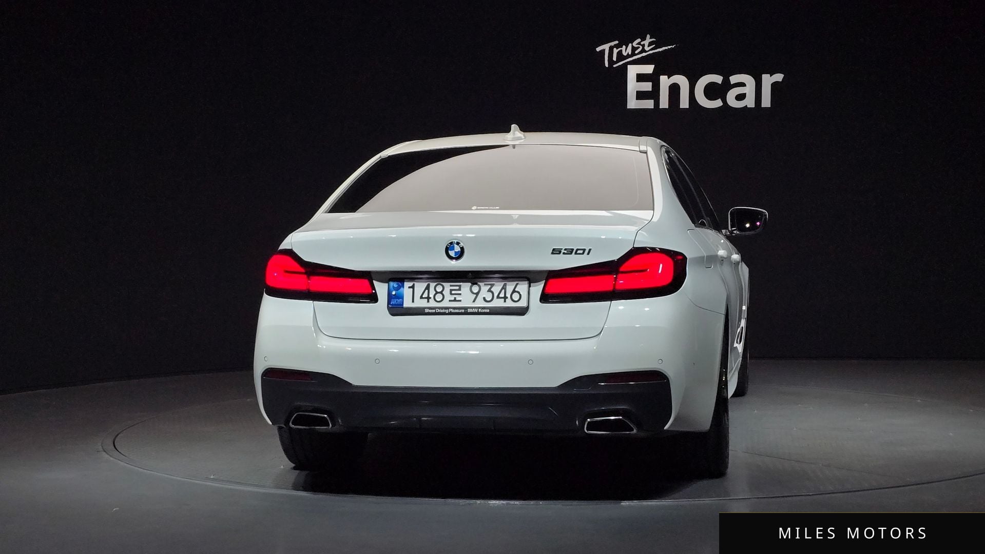 BMW 5 Series (G30) 2022 — миниатюра 4