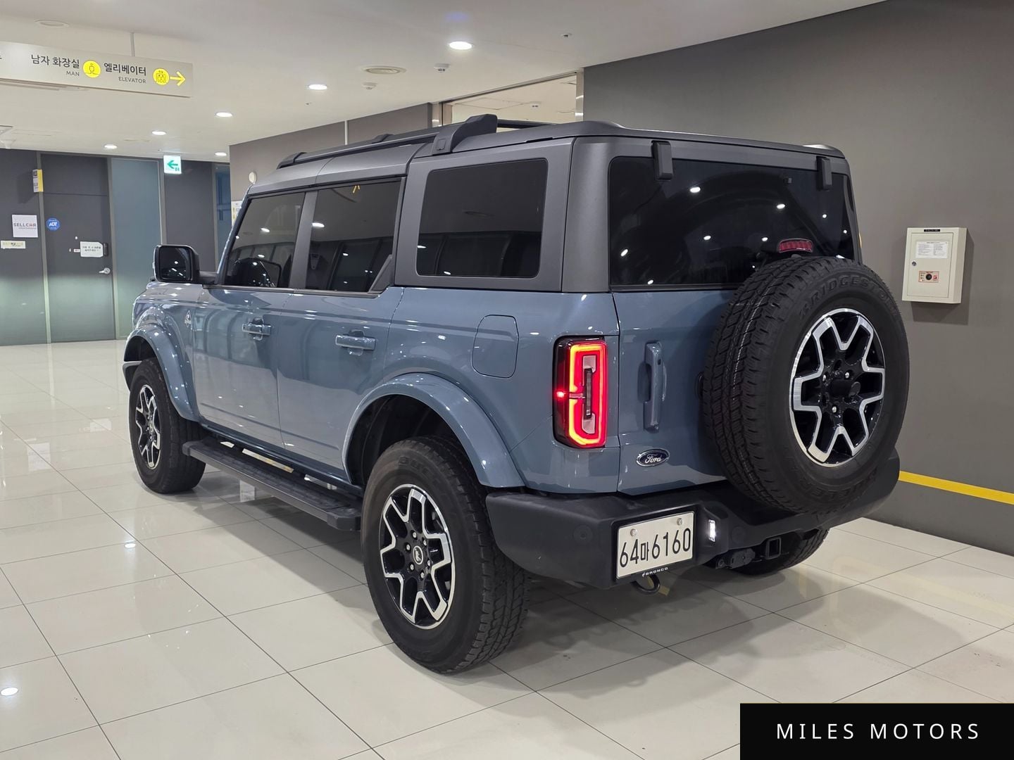 Ford Bronco 2023 — миниатюра 2