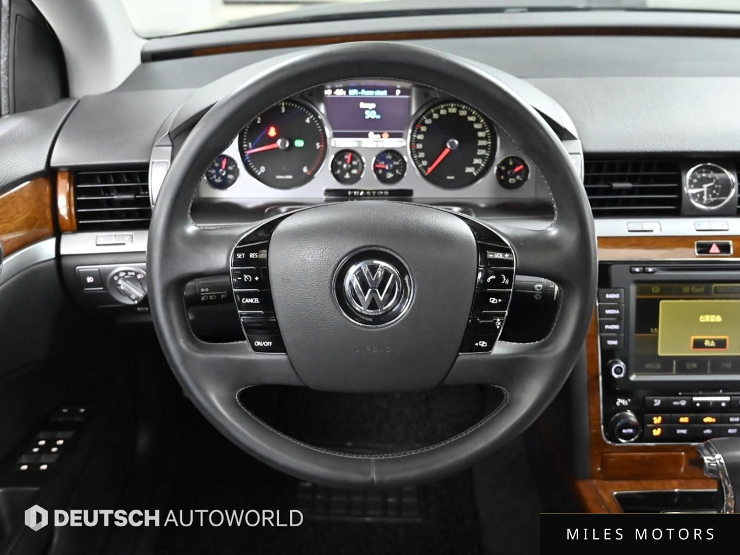 Volkswagen 페이톤 2015 — миниатюра 13