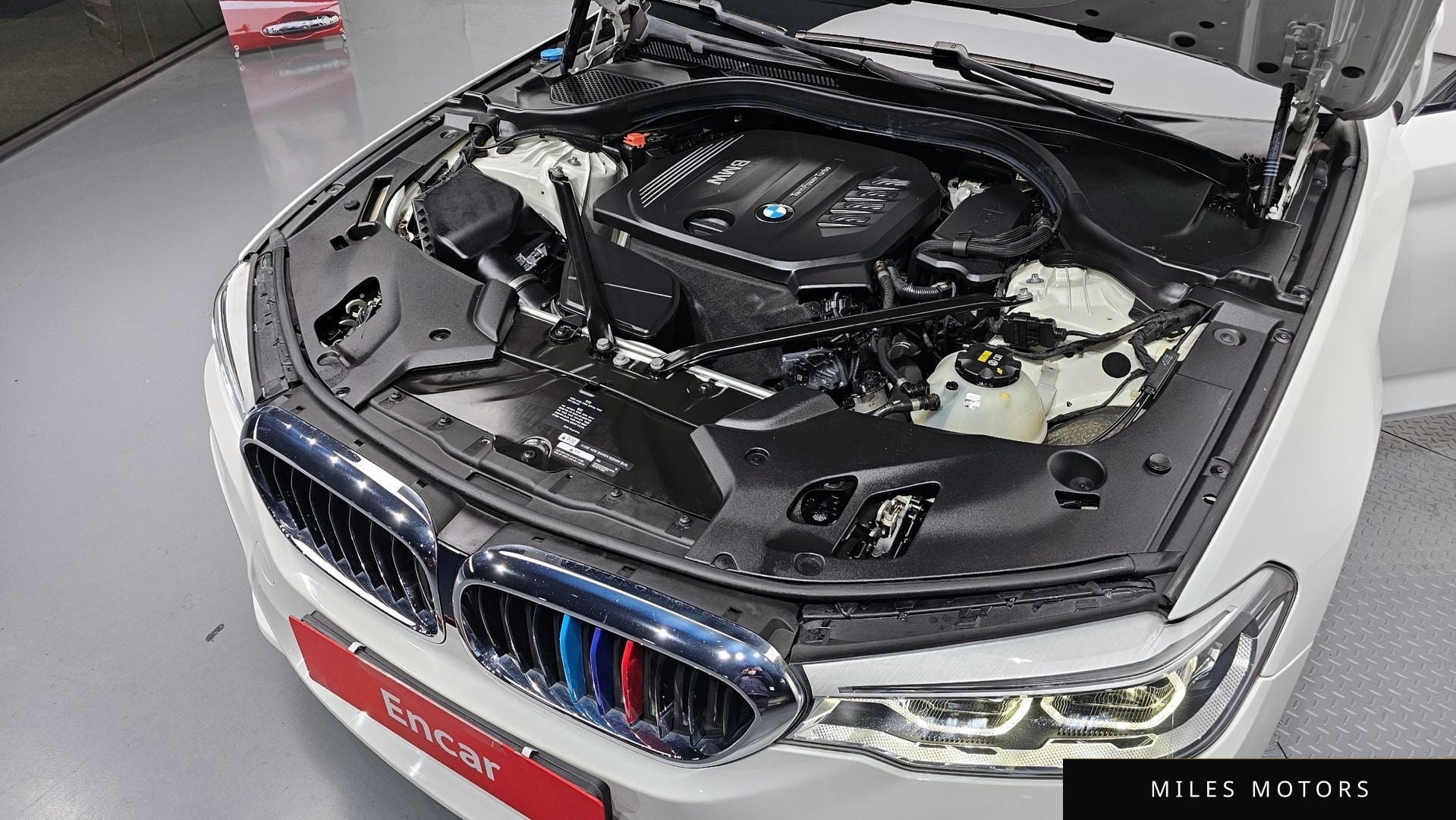 BMW 5 Series (G30) 2017 — миниатюра 6