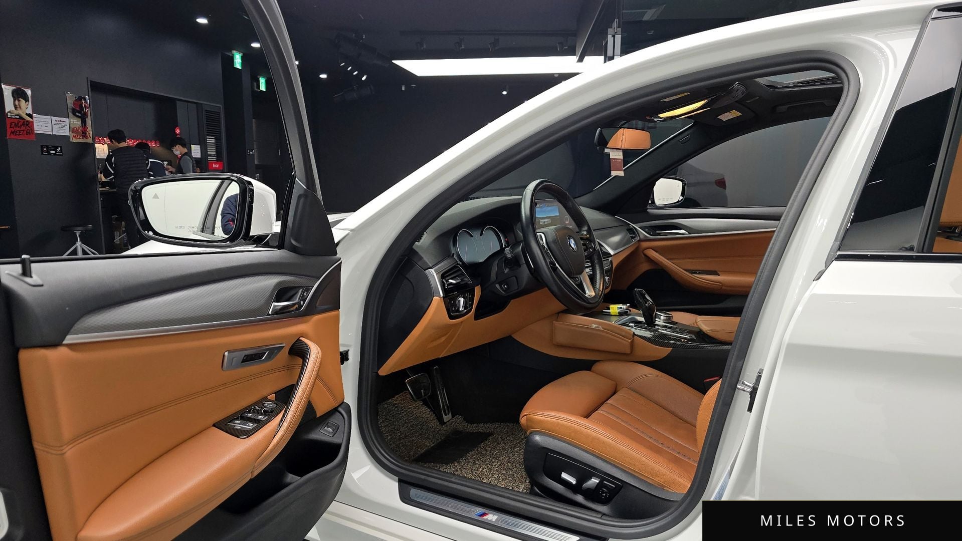 BMW 5 Series (G30) 2017 — миниатюра 10