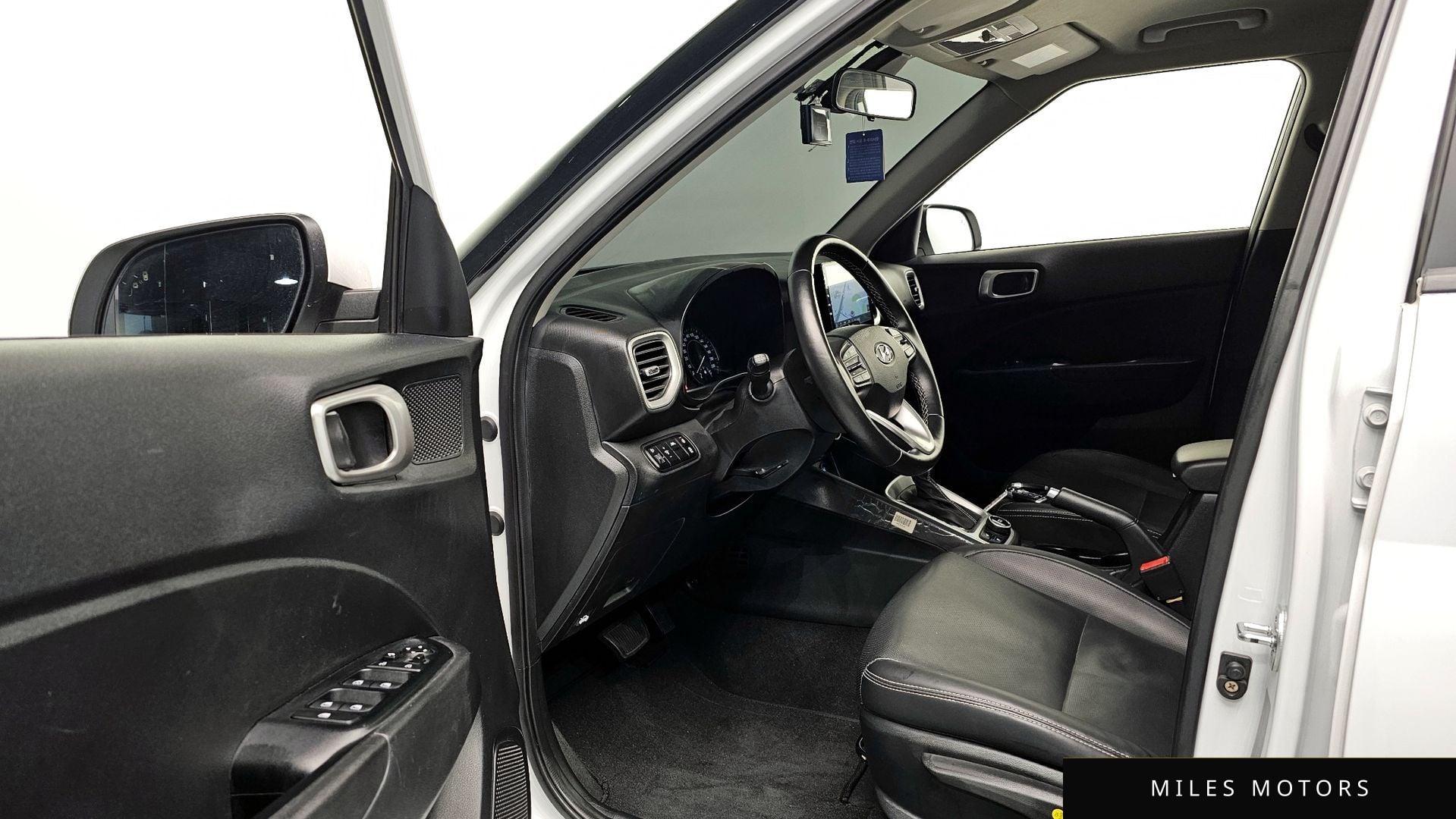 Hyundai Venue 2021 — миниатюра 11