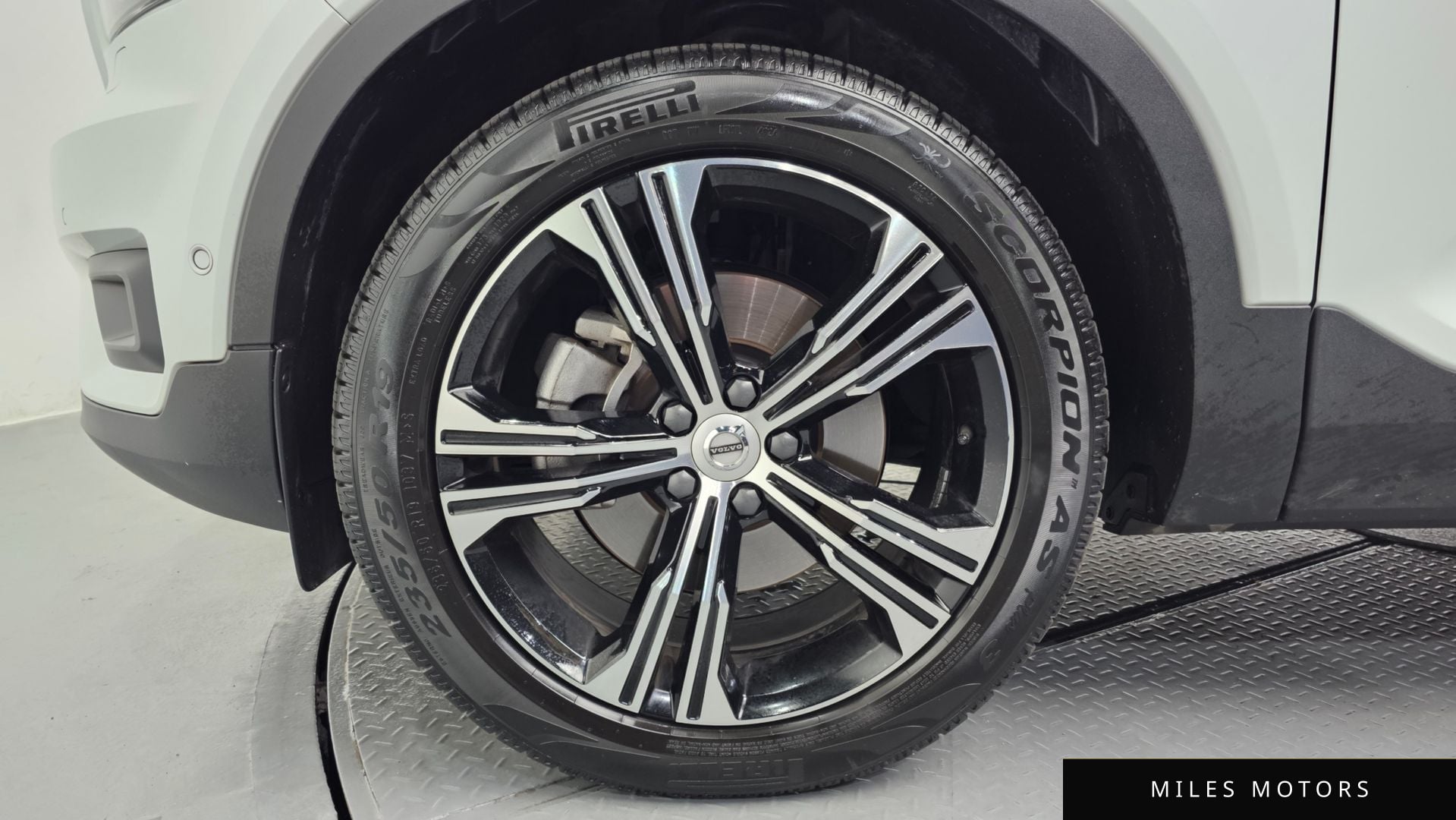 Volvo XC40 2020 — миниатюра 5