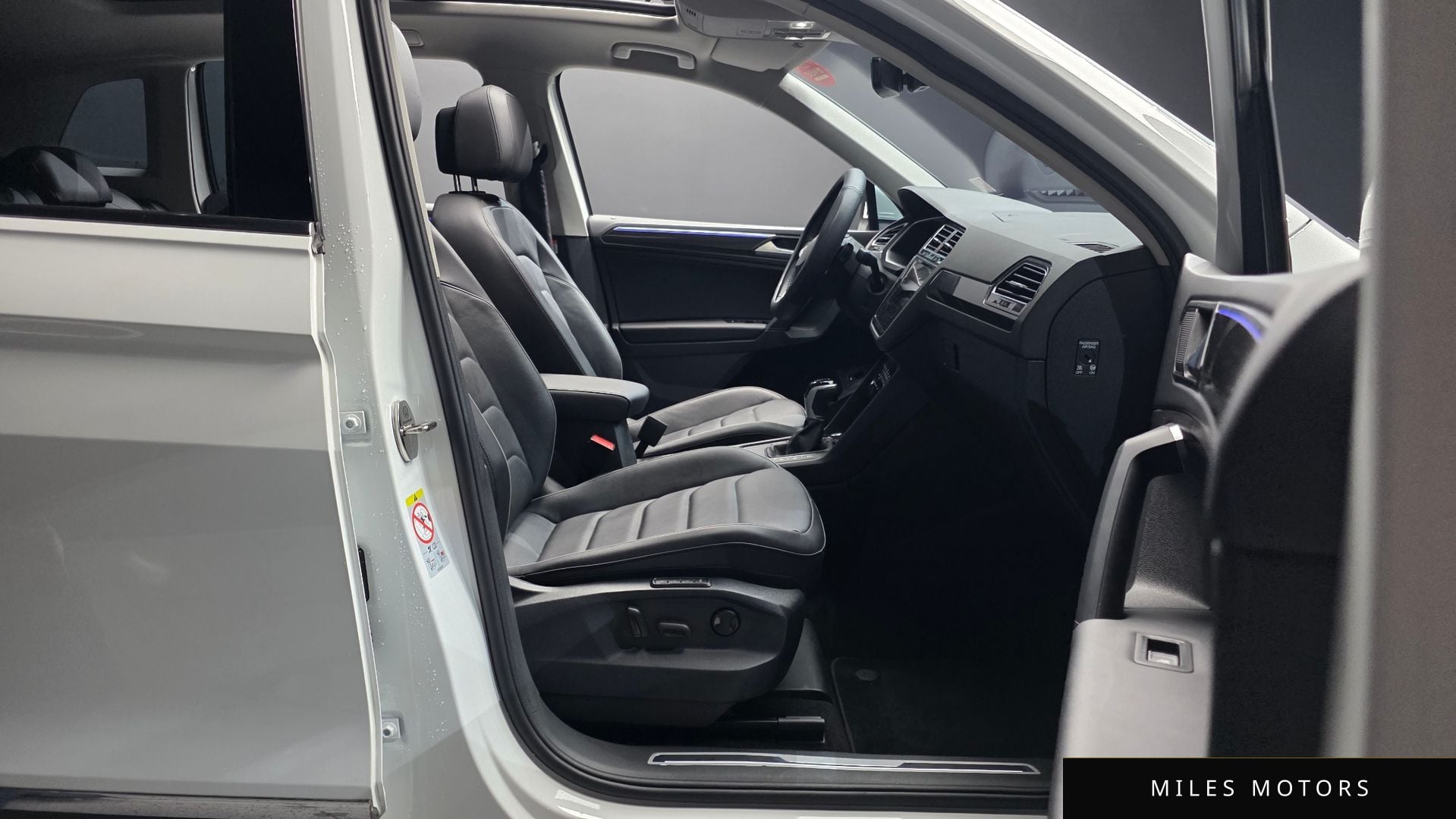 Volkswagen Tiguan 2023 — миниатюра 10