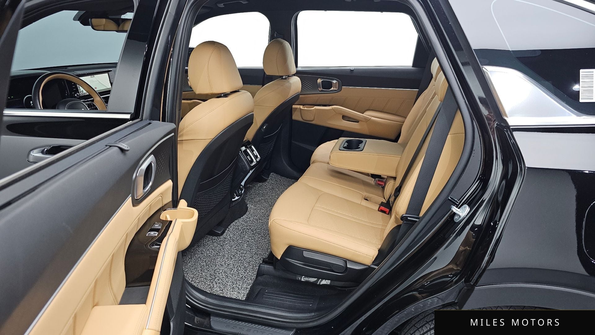 Kia Sorento 2023 — миниатюра 11