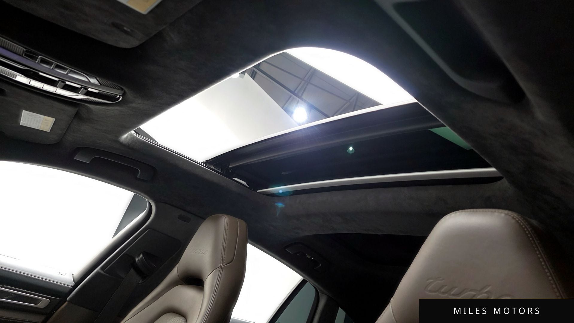 Porsche 파나메라 (971) 2018 — миниатюра 19