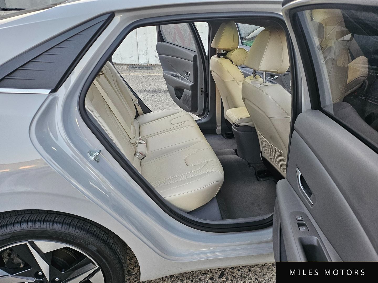 Hyundai AVANTE 2023 — миниатюра 10
