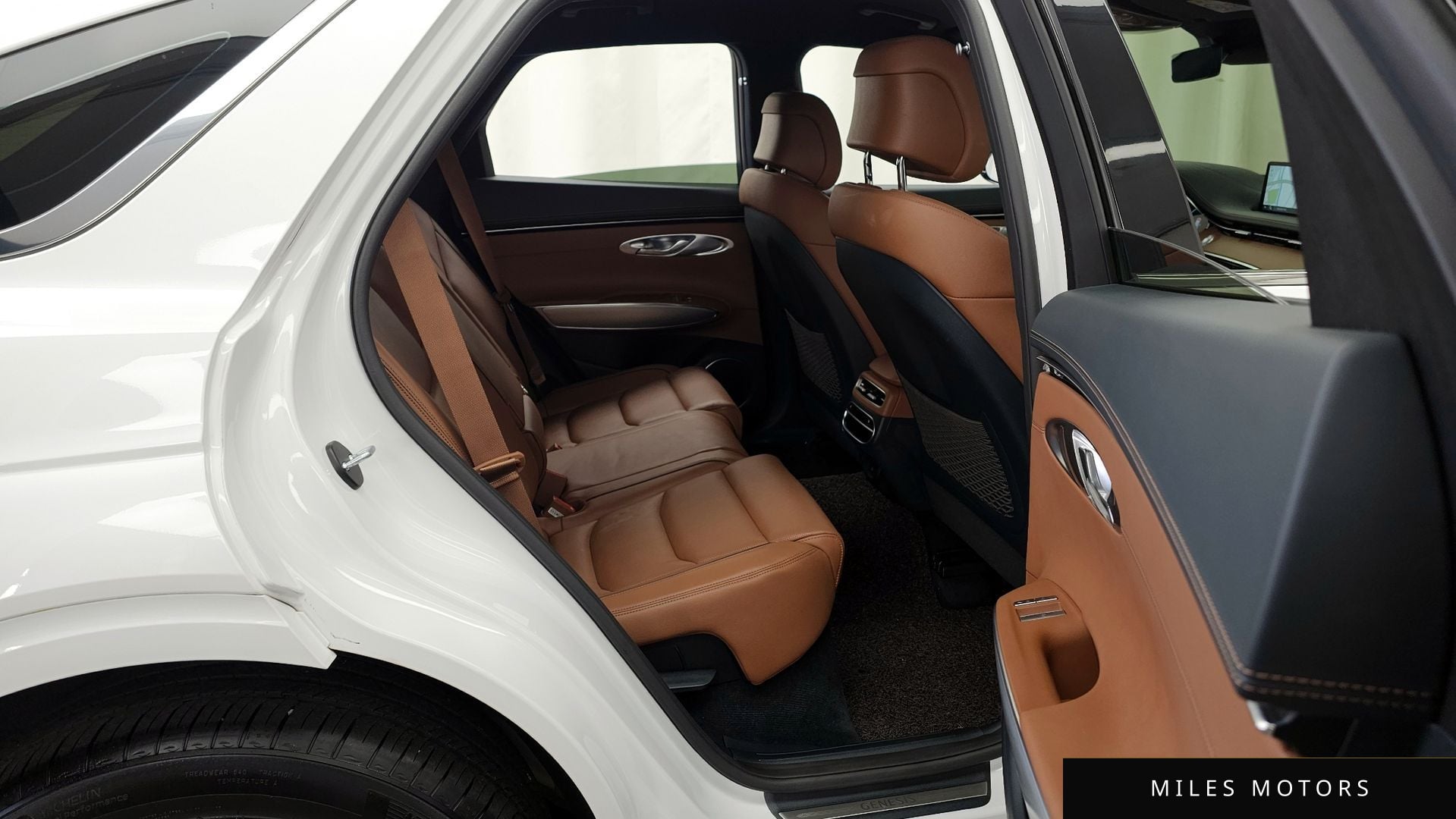 Genesis GV70 2023 — миниатюра 12