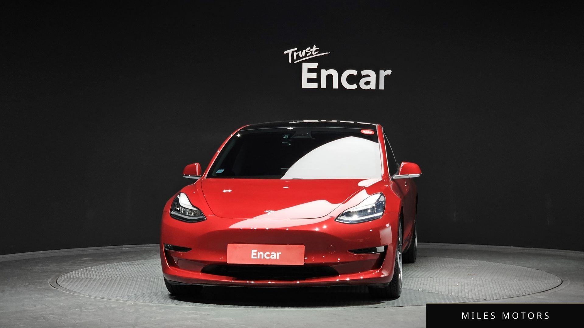 Tesla Model 3 2020 — миниатюра 3