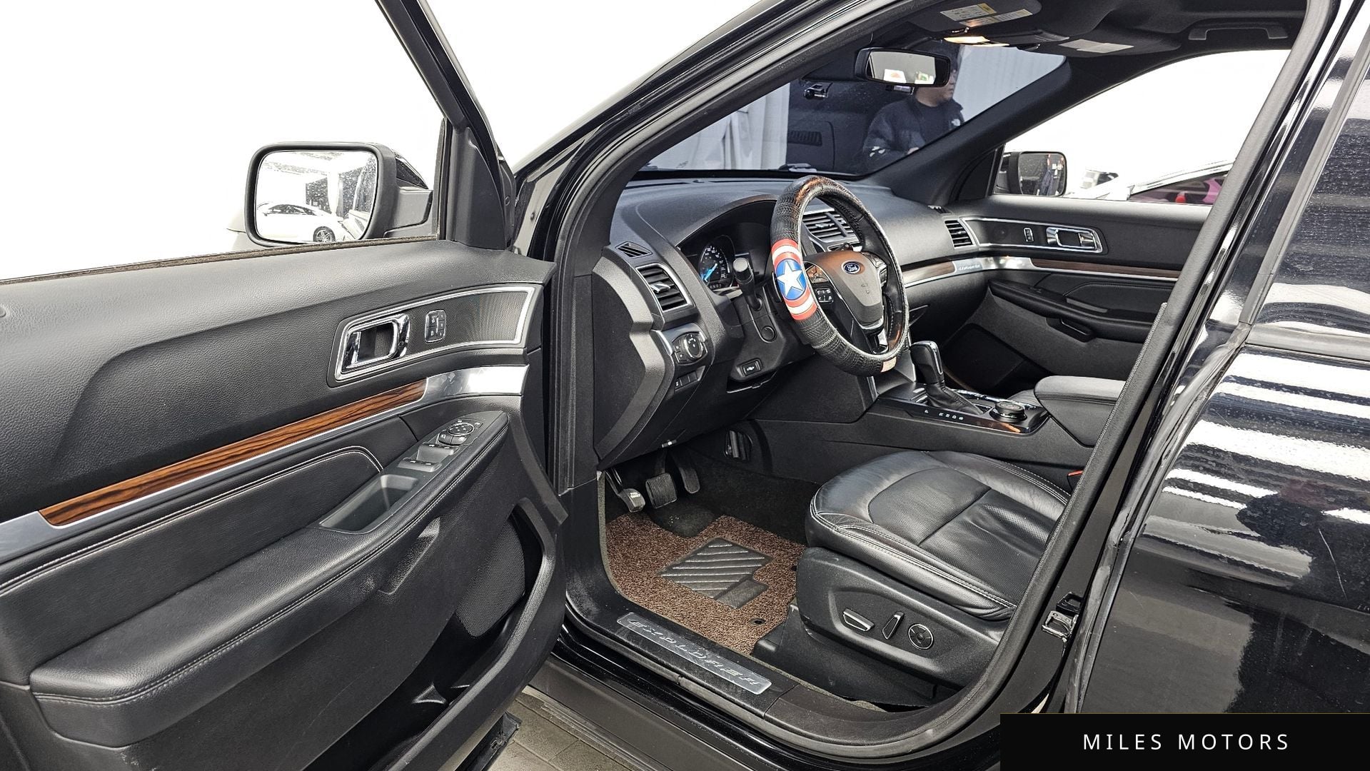 Ford Explorer 2017 — миниатюра 10