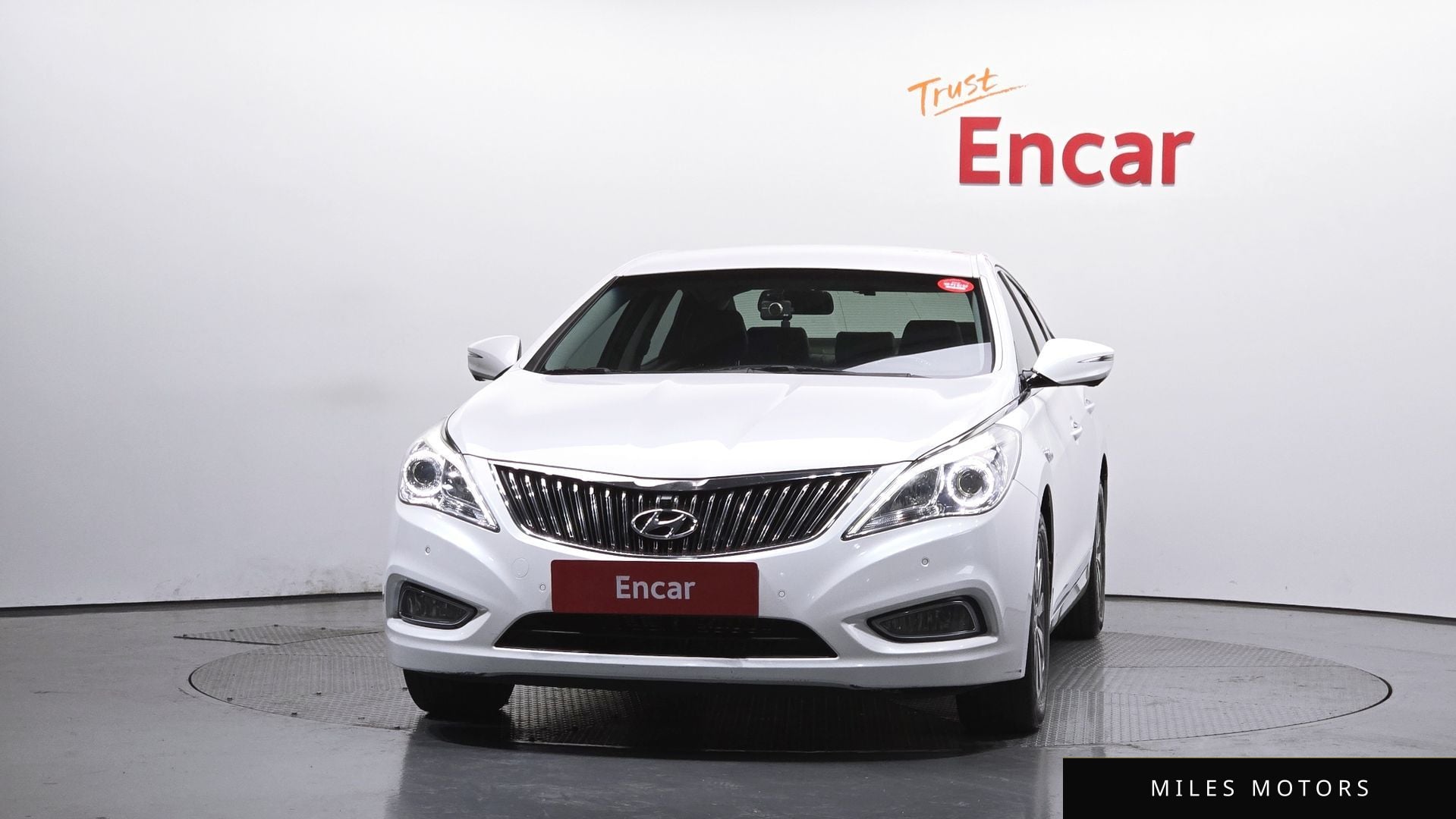 Hyundai 그랜저 HG 하이브리드 2015 — миниатюра 3