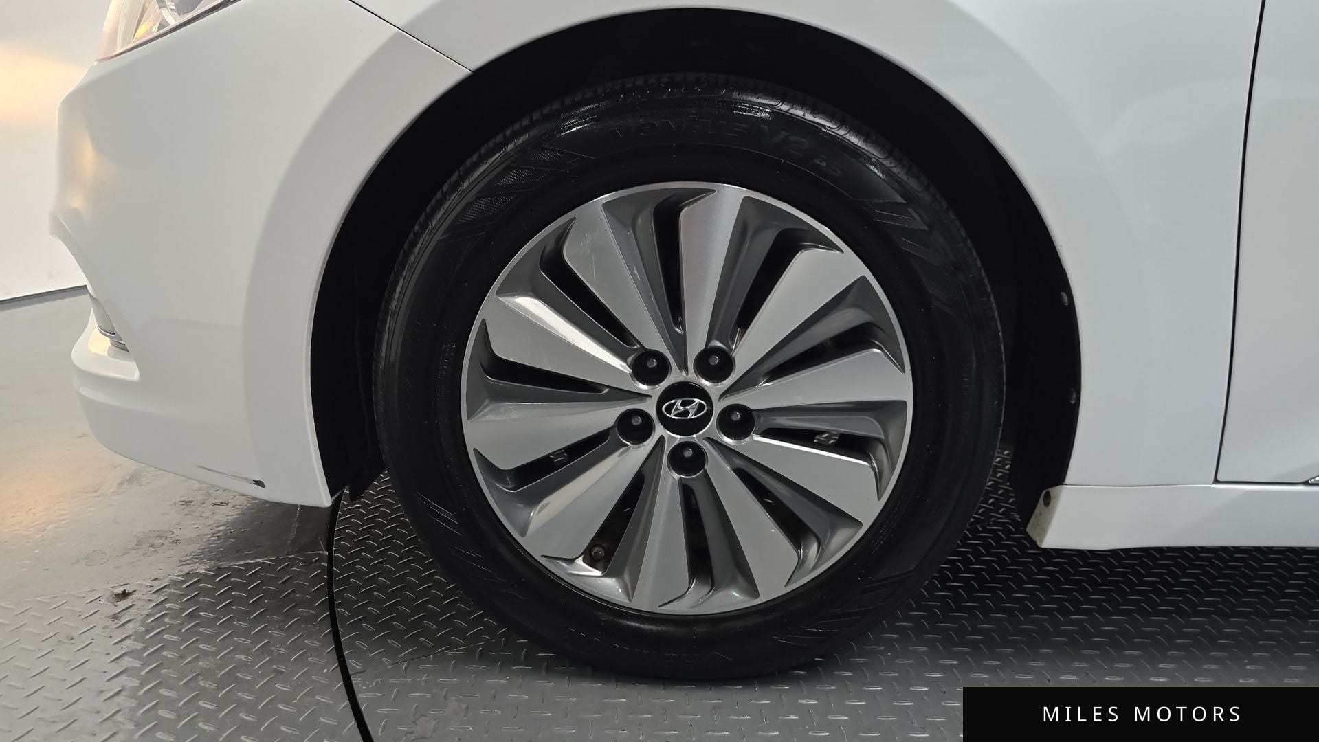 Hyundai 그랜저 HG 하이브리드 2015 — миниатюра 5