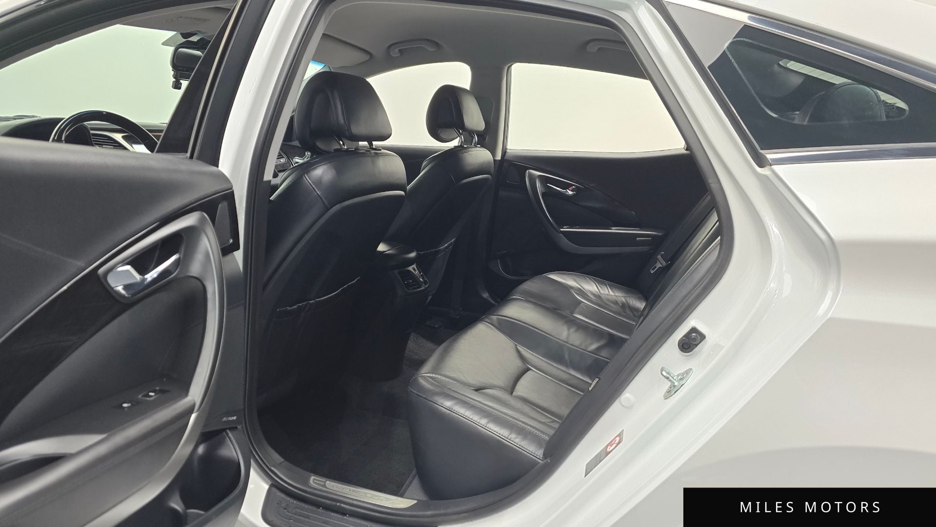 Hyundai 그랜저 HG 하이브리드 2015 — миниатюра 12