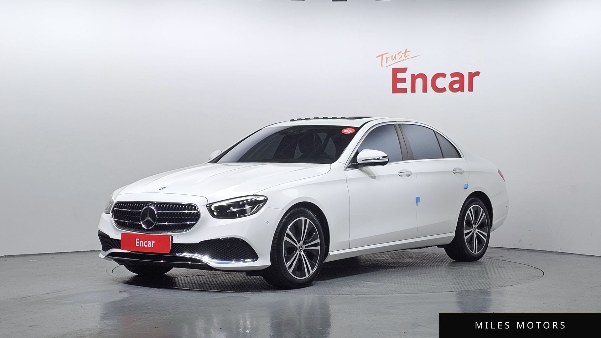 Mercedes-Benz E-Class W213 2022 — фото 1 из 12