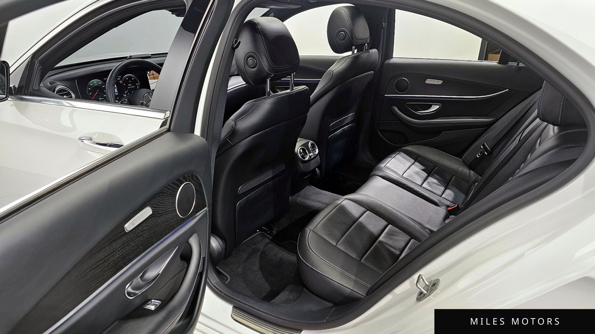 Mercedes-Benz E-Class W213 2022 — миниатюра 10