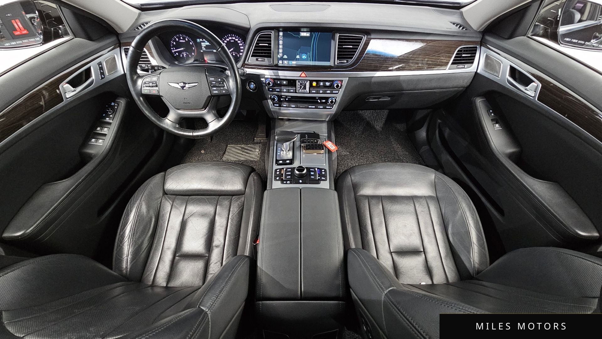 Genesis G80 2017 — миниатюра 7