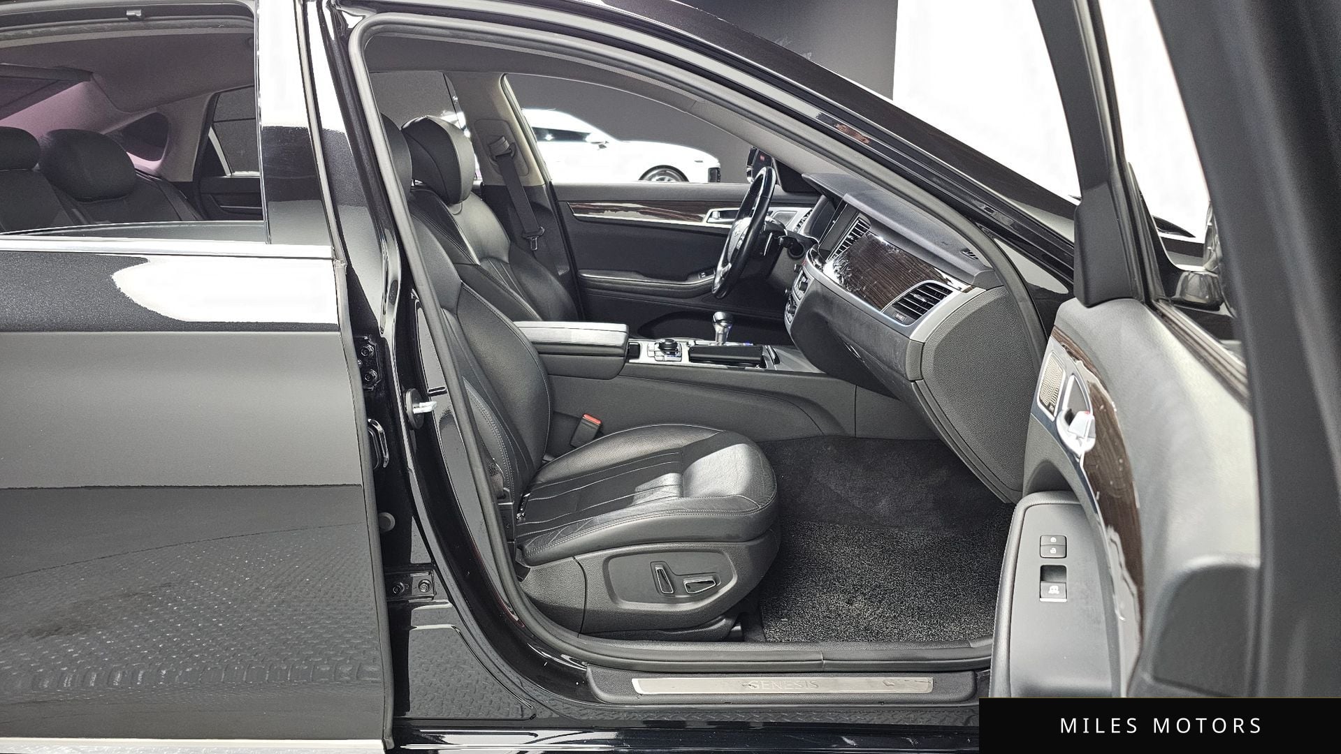 Genesis G80 2017 — миниатюра 12